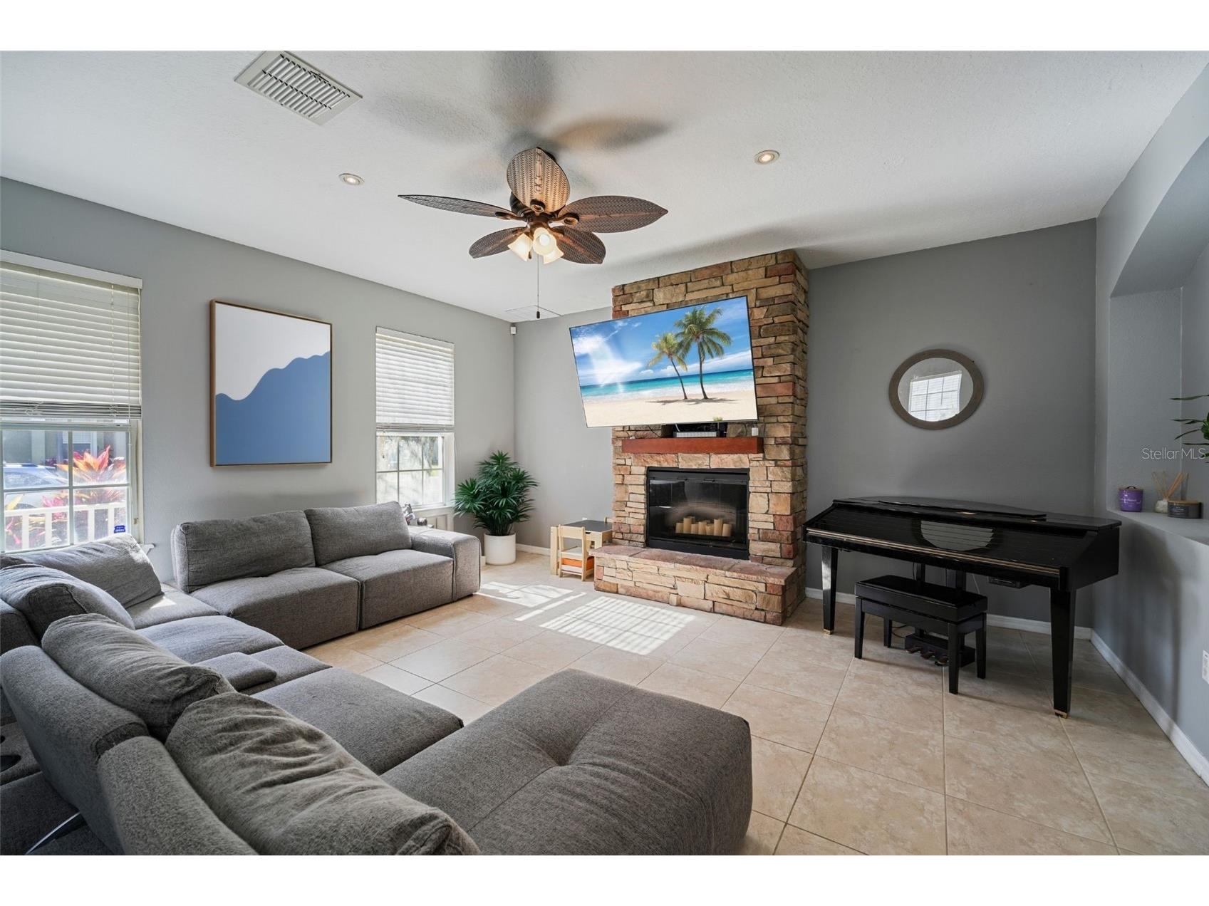 7105 Red Lantern Drive #13C Harmony FL 34773 S5142777 image2