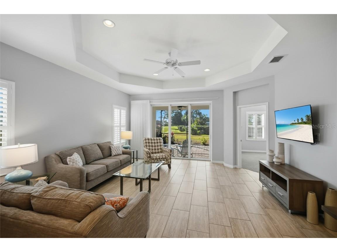 7105 Vista Bella Drive Bradenton FL 34209 A4673820 image14