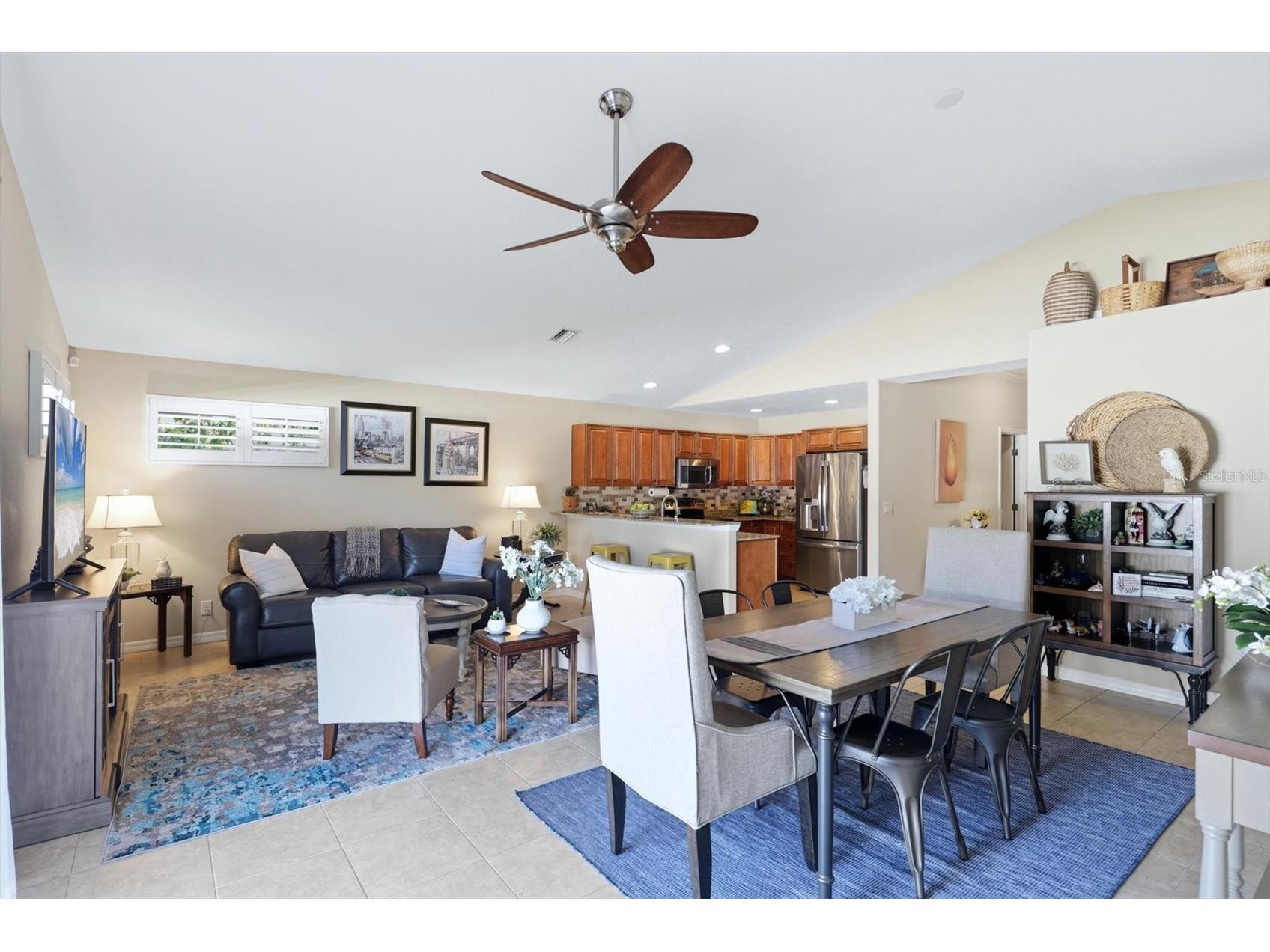 7106 35th Street E Sarasota FL 34243 A4694775 image12