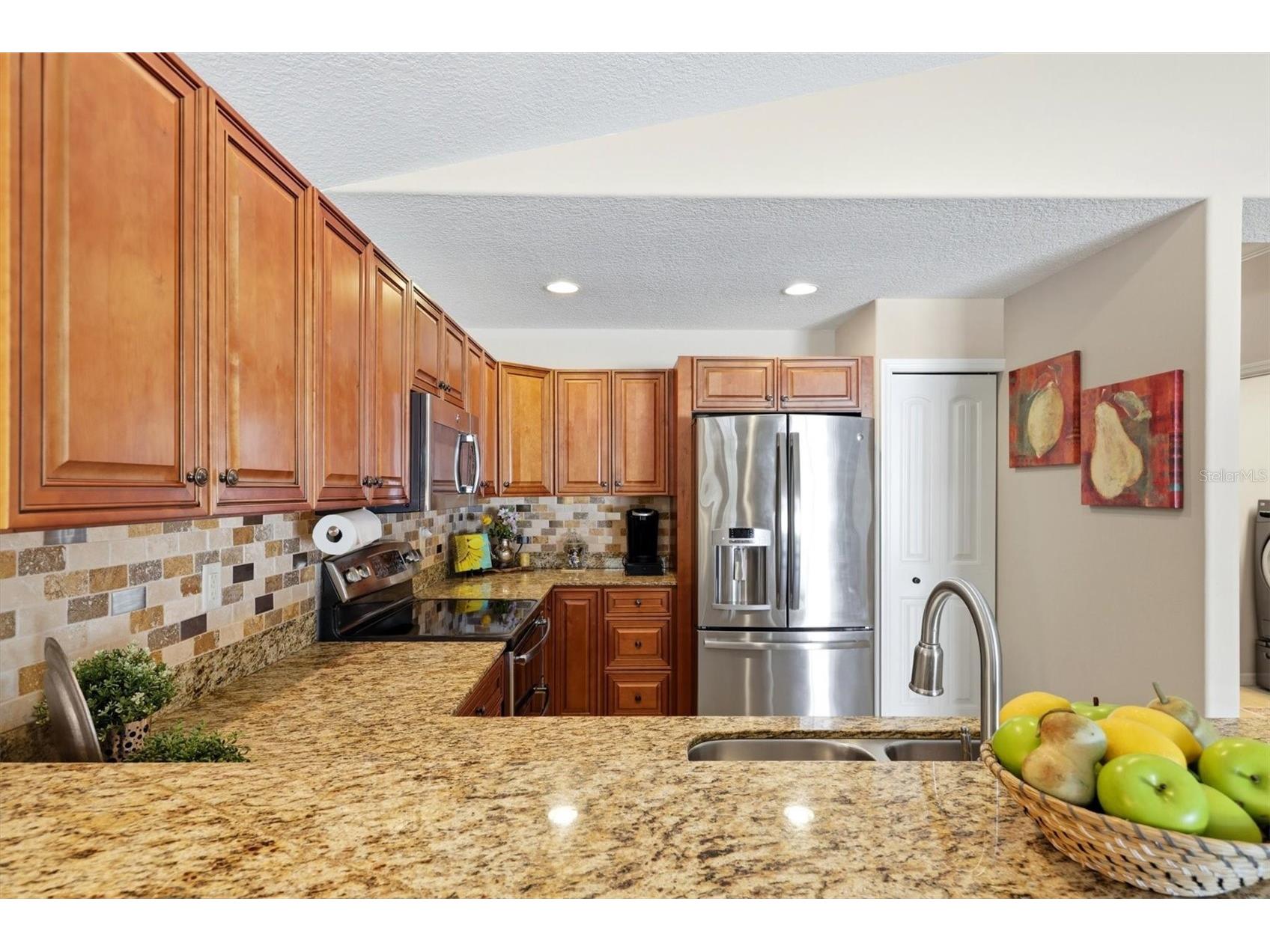 7106 35th Street E Sarasota FL 34243 A4694775 image20