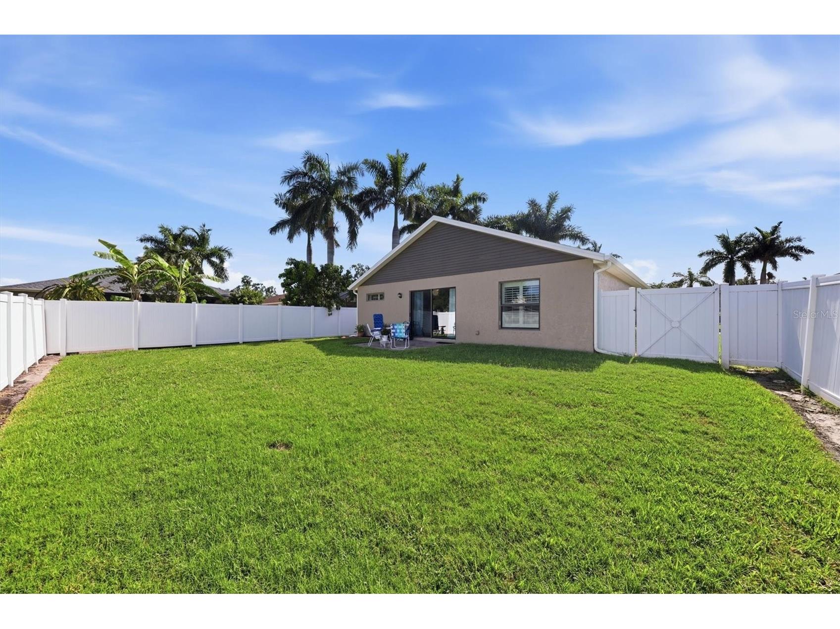 7106 35th Street E Sarasota FL 34243 A4694775 image32