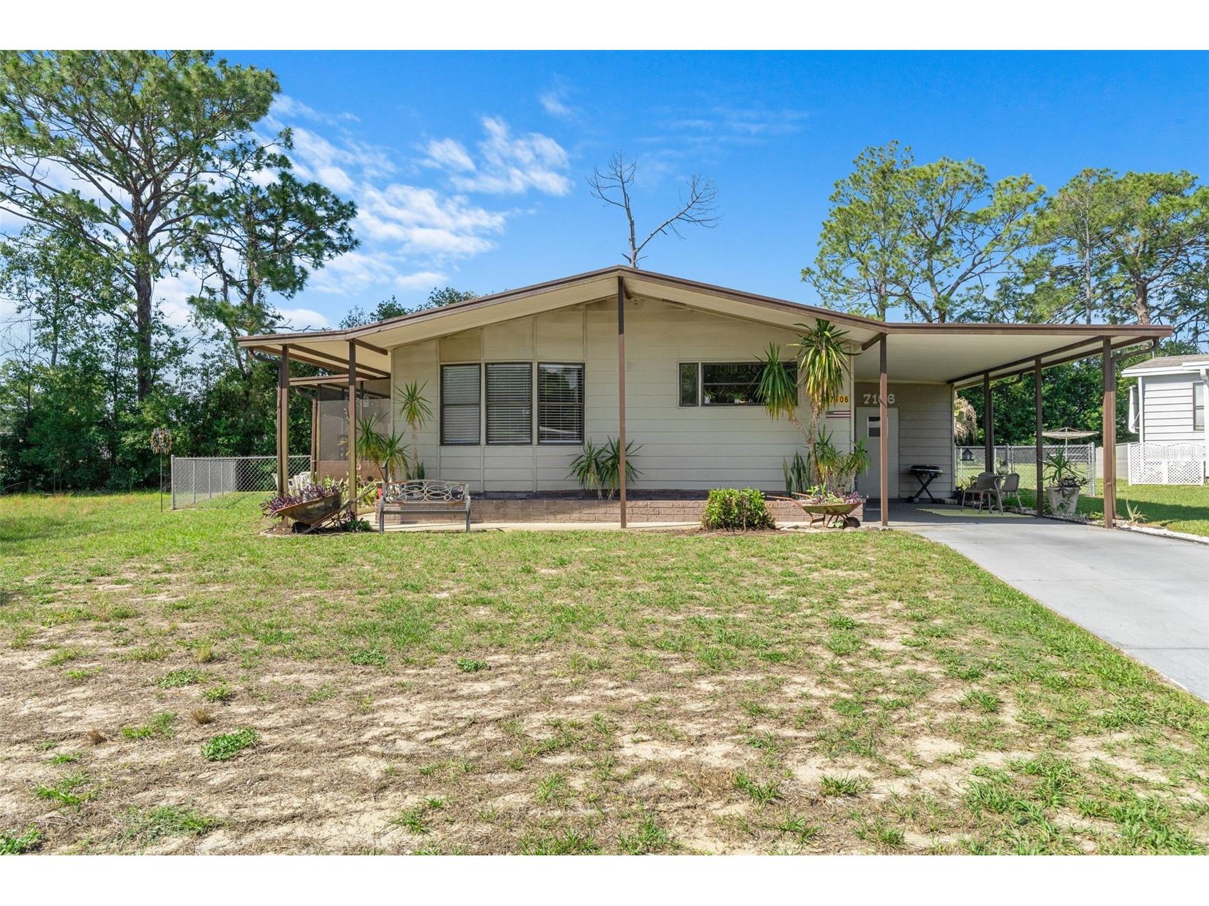 7106 Fitzpatrick Avenue Brooksville FL 34613 W7886016 image1
