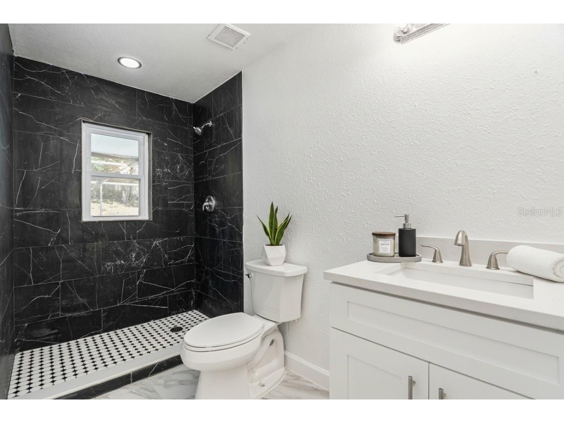 7106 Lynwood Drive Tampa FL 33637 TB8441263 image11