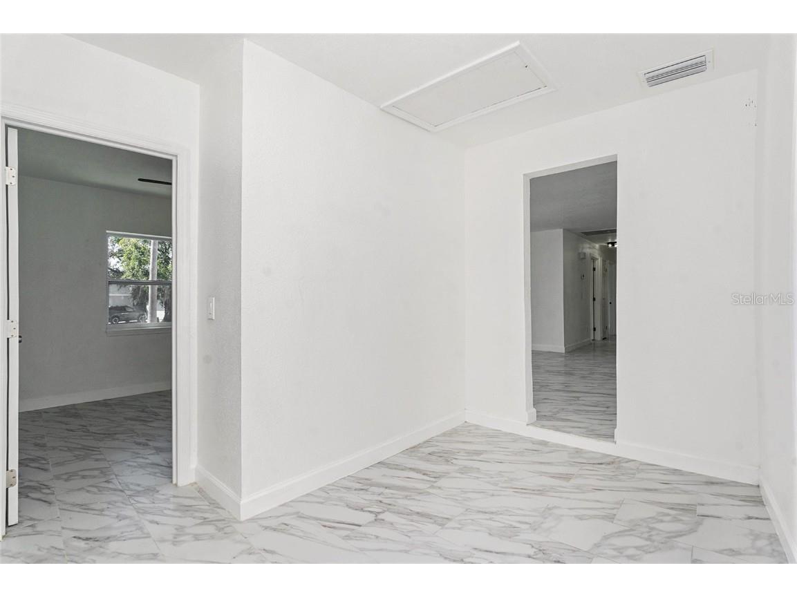 7106 Lynwood Drive Tampa FL 33637 TB8441263 image18