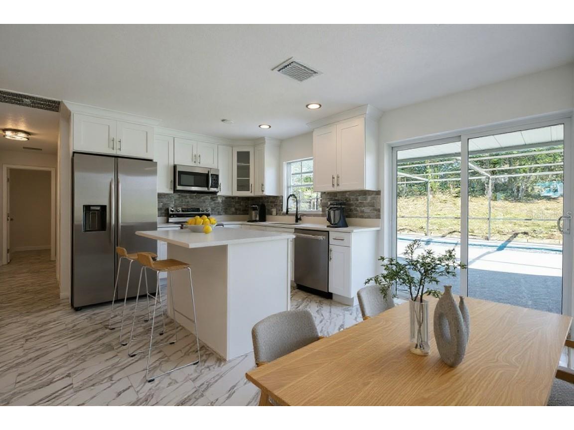 7106 Lynwood Drive Tampa FL 33637 TB8441263 image5