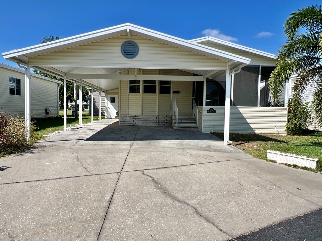7106 Mount Essex Drive NE #494 Saint Petersburg FL 33702 - TAMPA BAY TB8315583 image1