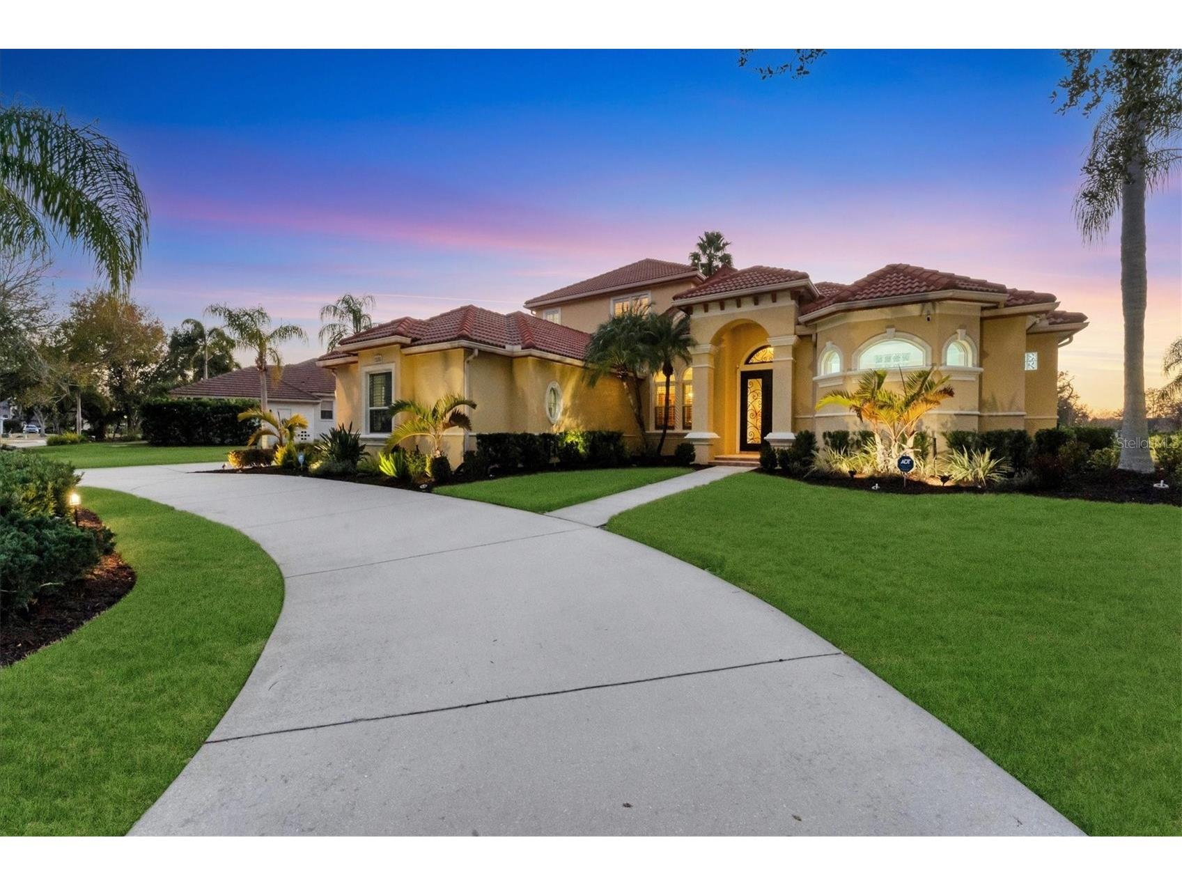 7106 Pine Valley Street Bradenton FL 34202 A4682957 image1