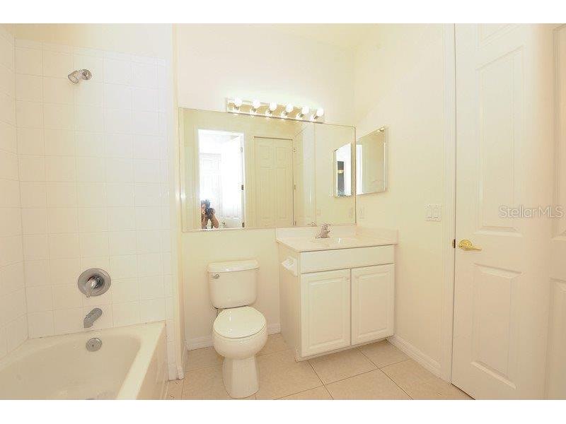 7106 Prosperity Circle #1201 Sarasota FL 34238 A4696786 image7