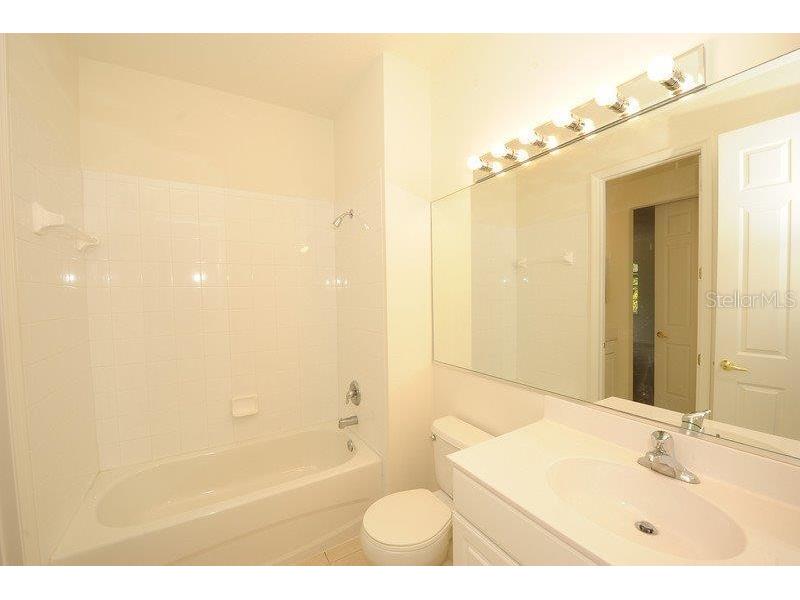7106 Prosperity Circle #1201 Sarasota FL 34238 A4696786 image8
