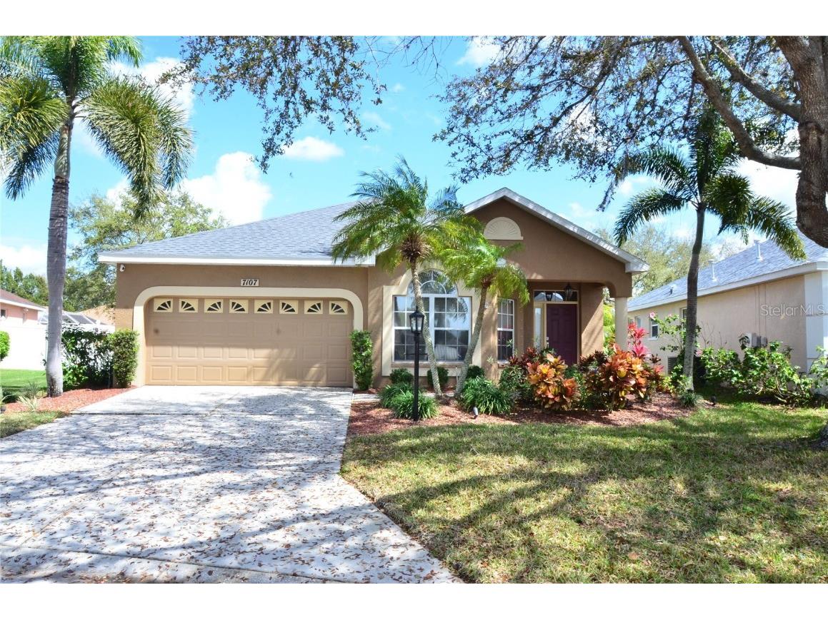 7107 Bluebell Court Lakewood Ranch FL 34202 A4601708 image1