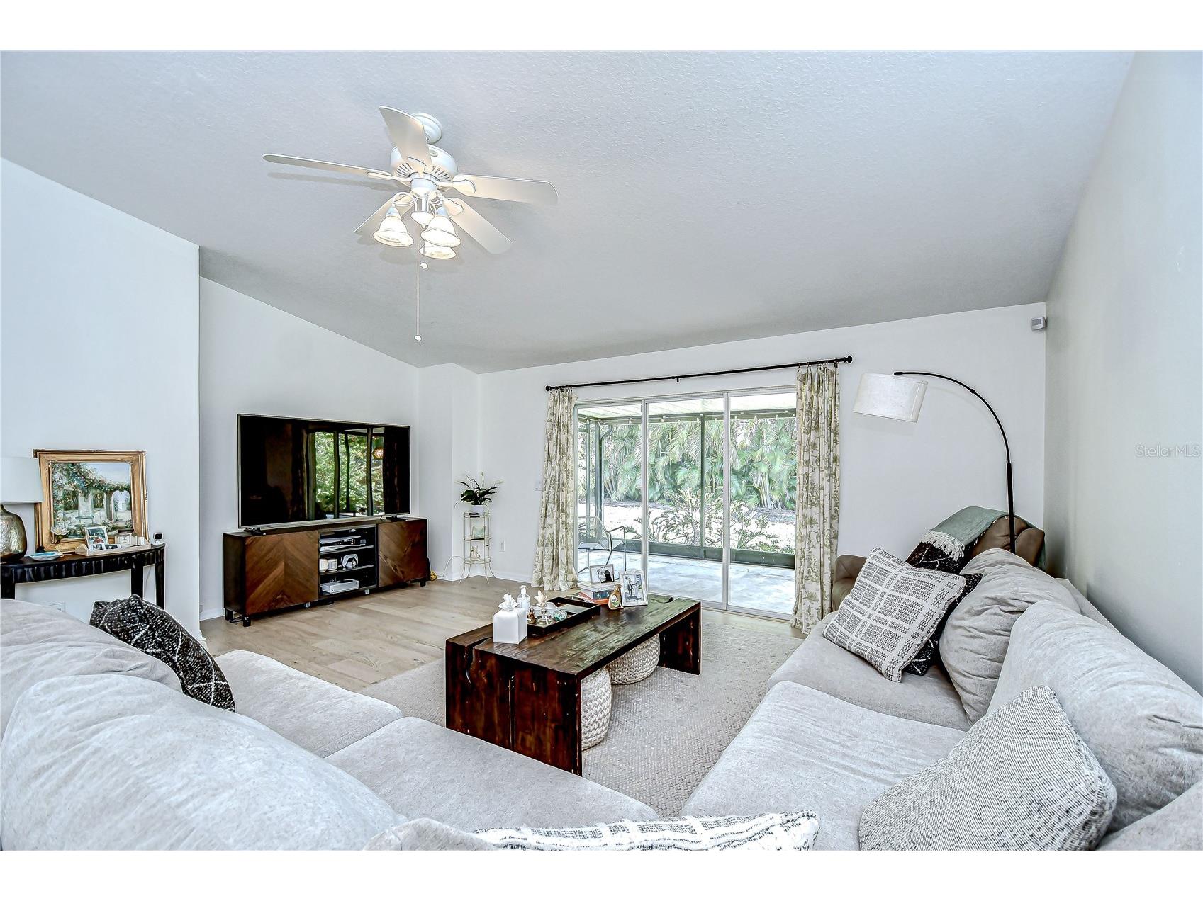 7107 Colonial Lake Dr Riverview FL 33578 TB8480288 image12