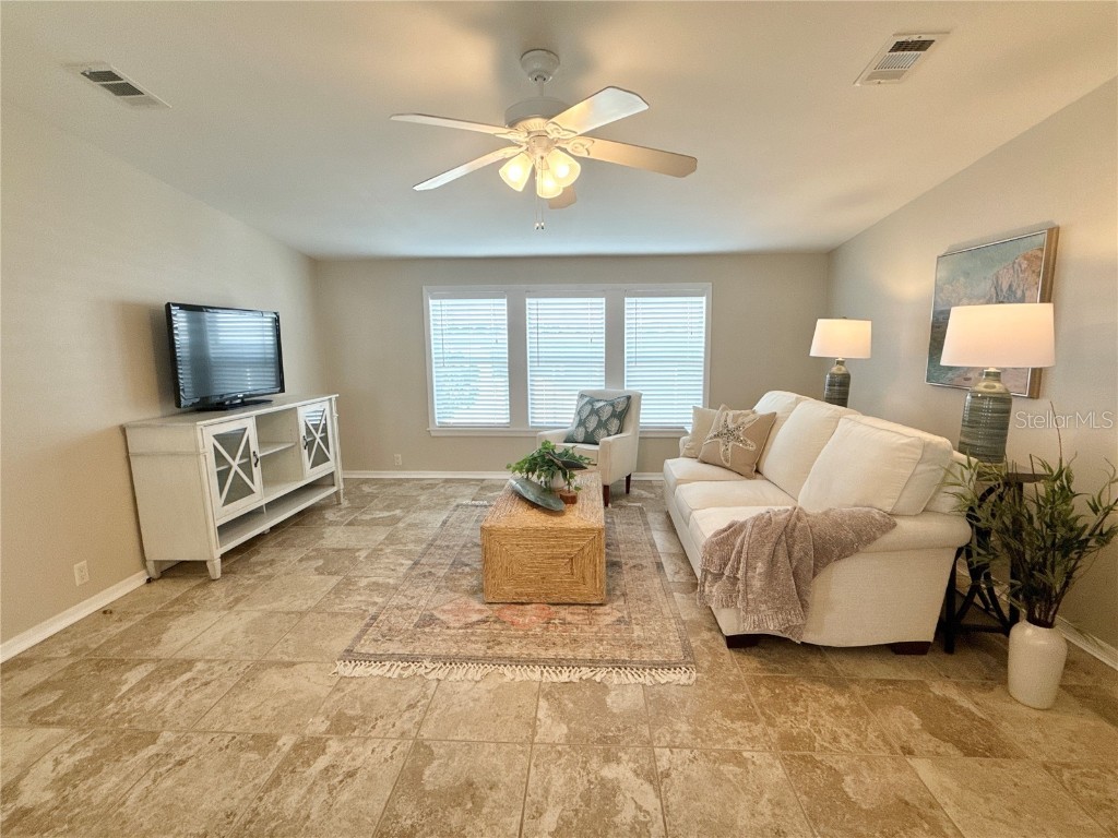 7107 Mount Essex Drive NE #520 Saint Petersburg FL 33702 - TAMPA BAY TB8454306 image5