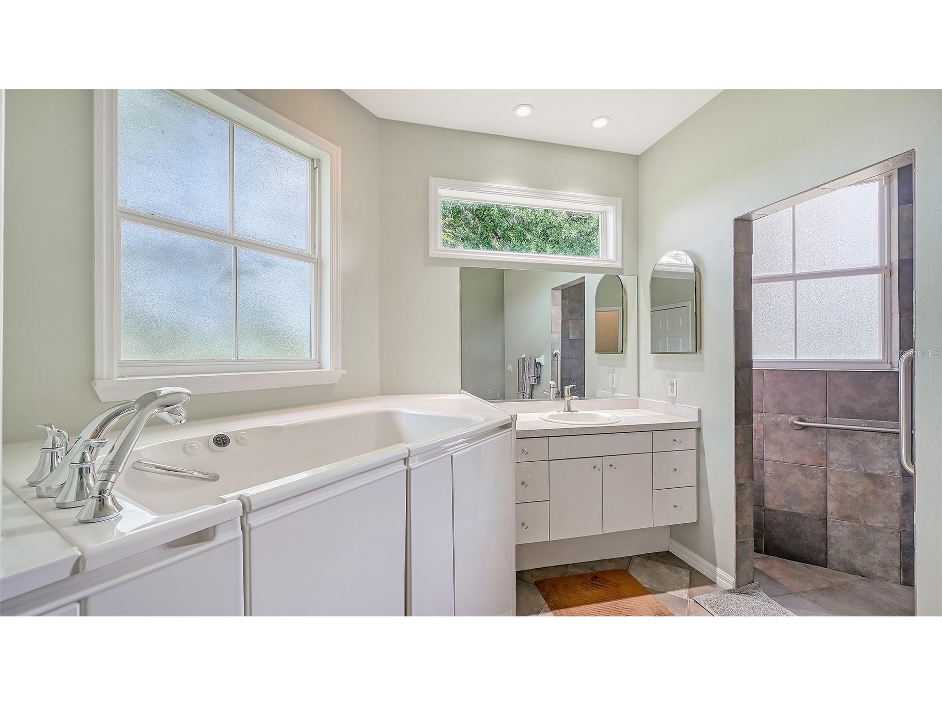 7108 229th Street E Bradenton FL 34211 A4699243 image33