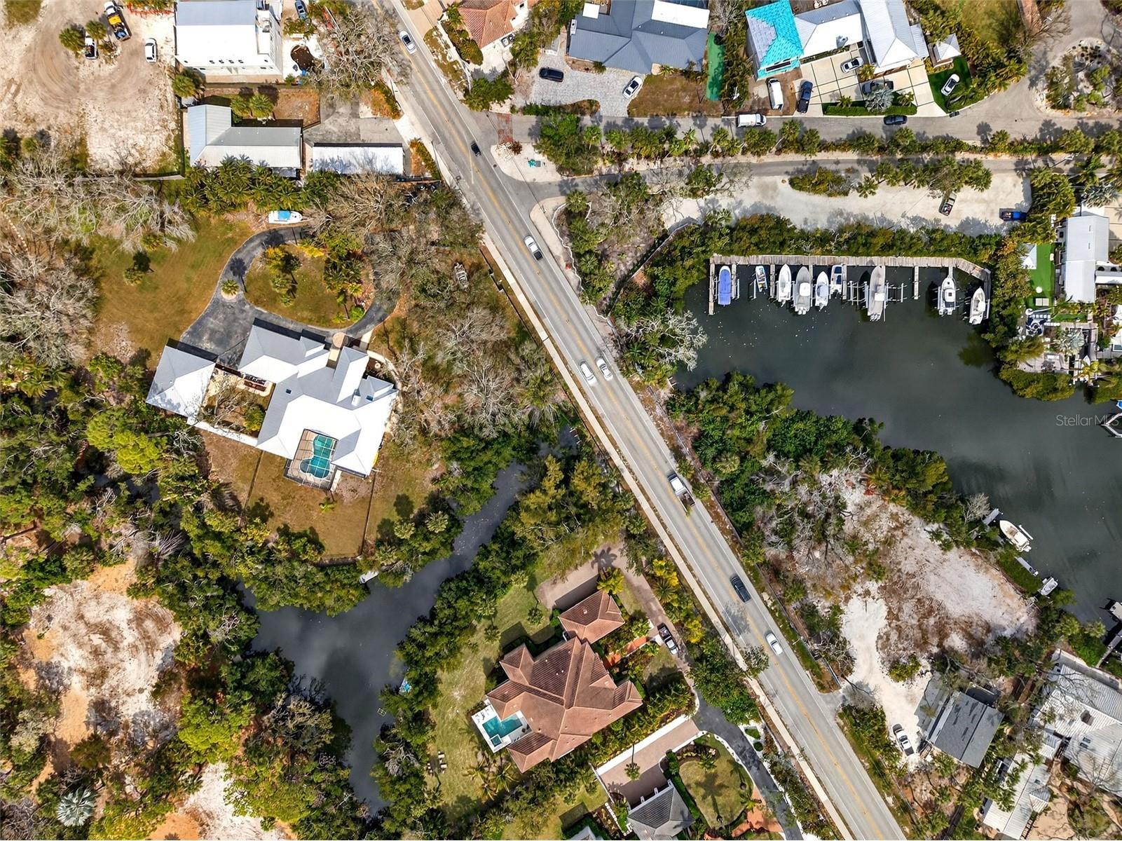 7108 Midnight Pass Road Sarasota FL 34242 A4685107 image2