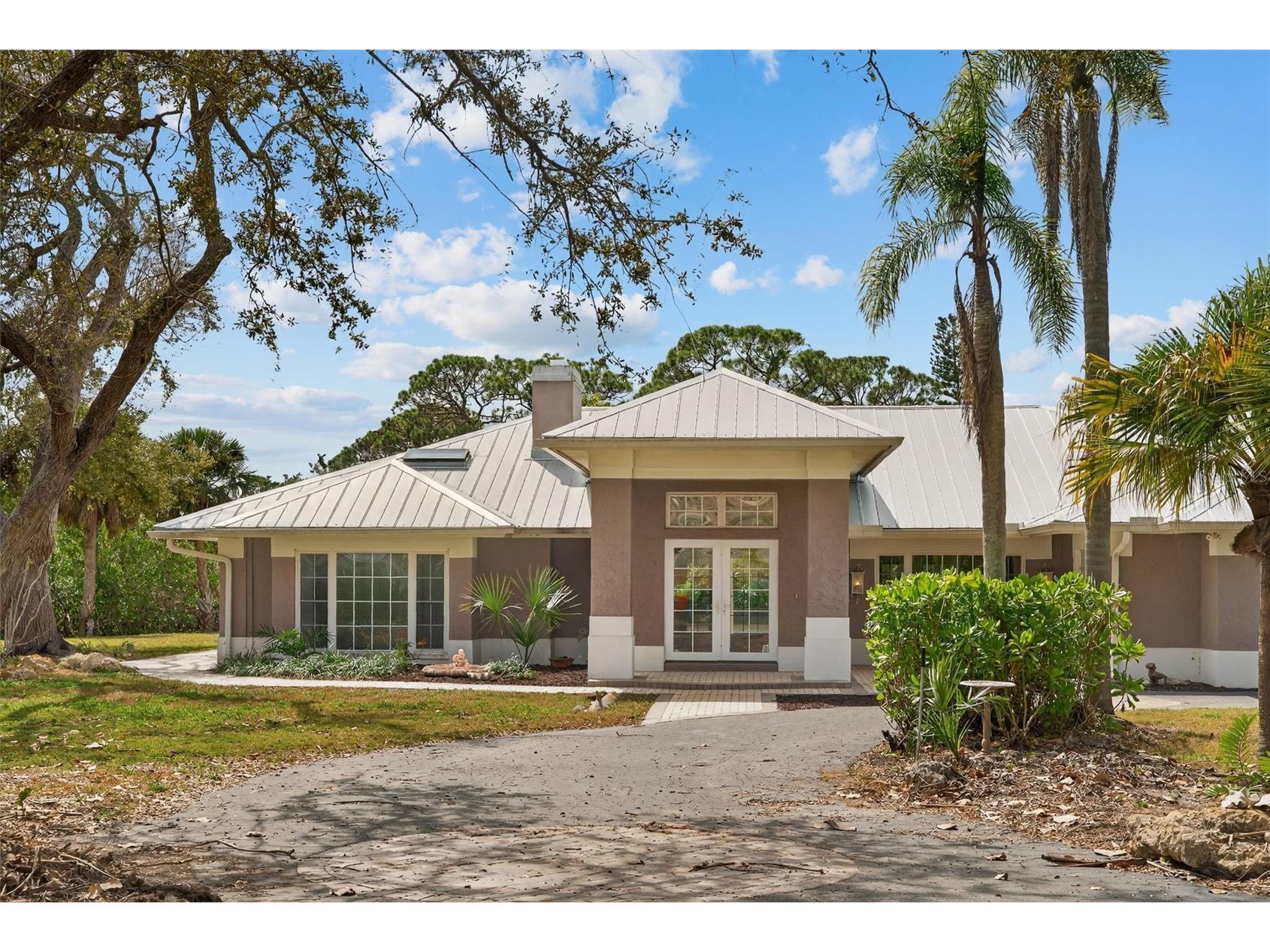 7108 Midnight Pass Road Sarasota FL 34242 A4685107 image3