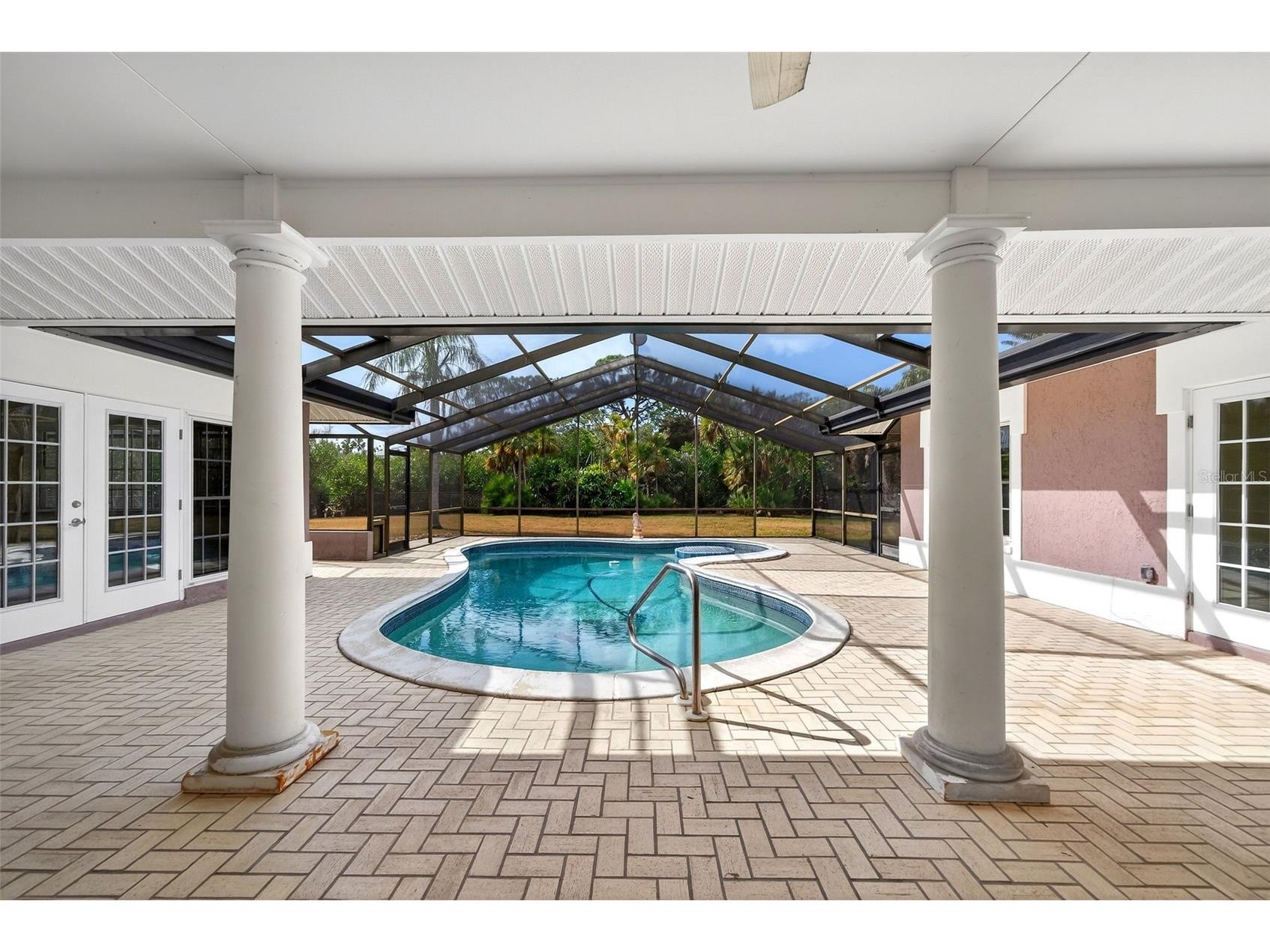 7108 Midnight Pass Road Sarasota FL 34242 A4685107 image38