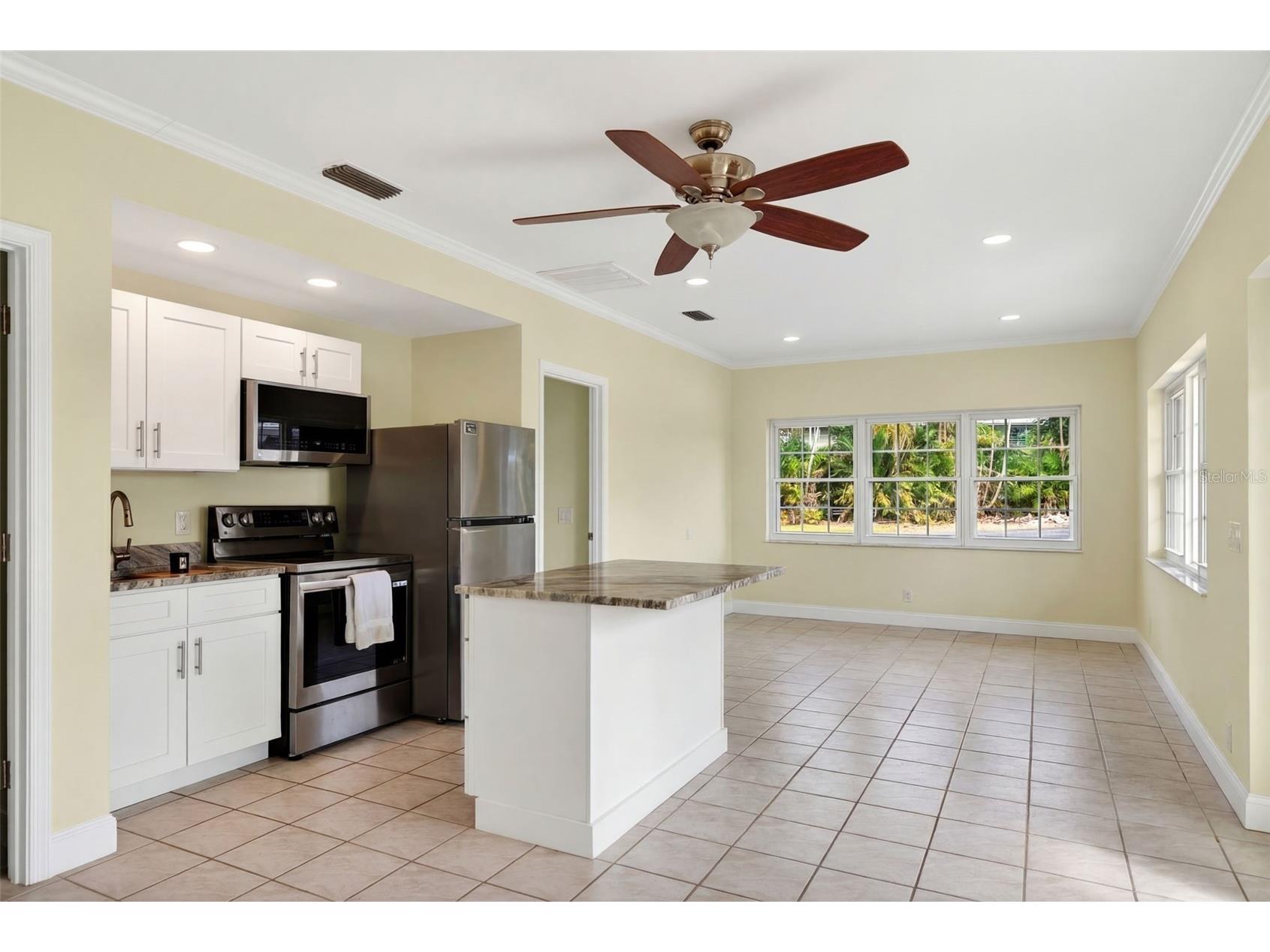 7108 Midnight Pass Road Sarasota FL 34242 A4685107 image47