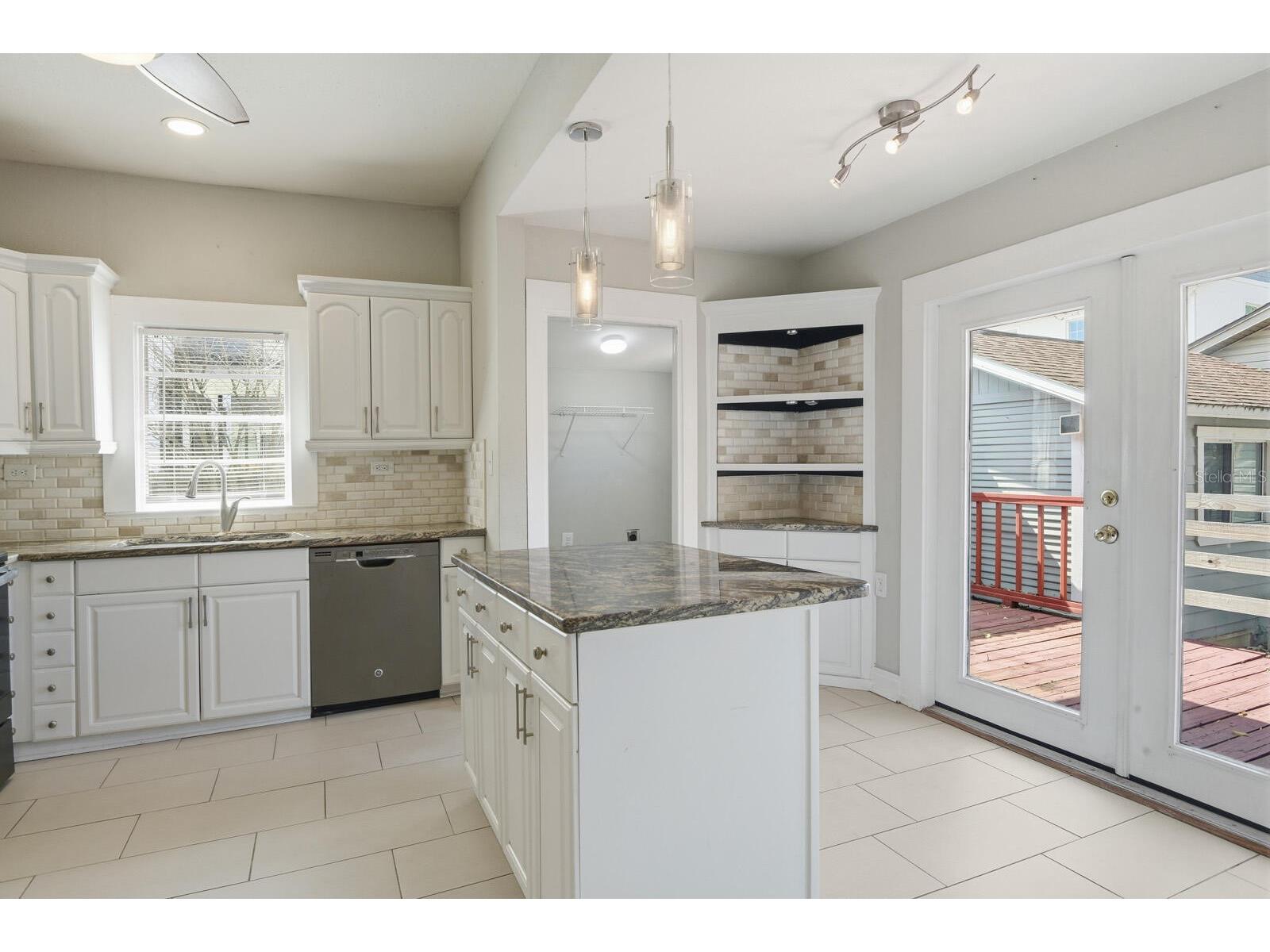 7108 N 10th Street Tampa FL 33604 O6382677 image12