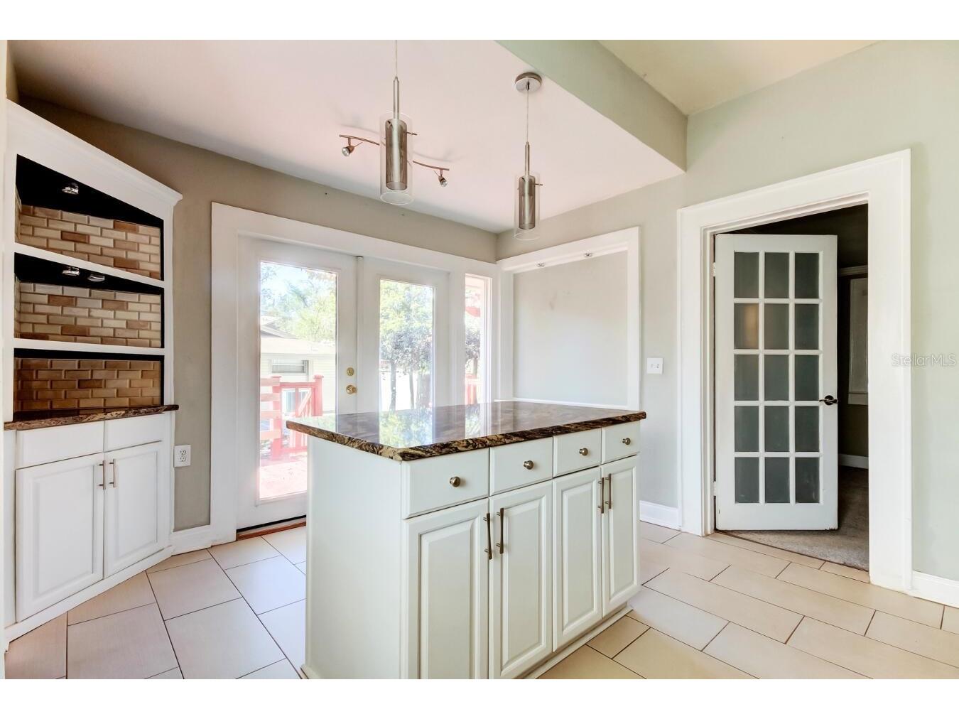 7108 N 10th Street Tampa FL 33604 O6382677 image3