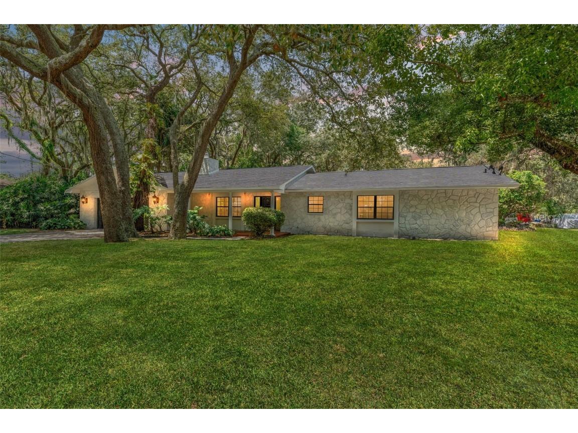 7108 Woodfield Drive Tampa FL 33617 T3551046 image1