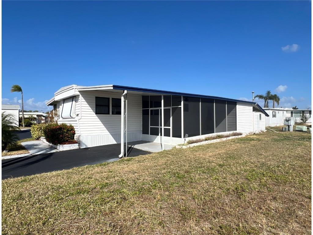 7109 Mount Georgetown Drive NE #575 Saint Petersburg FL 33702 - TAMPA BAY TB8330436 image1
