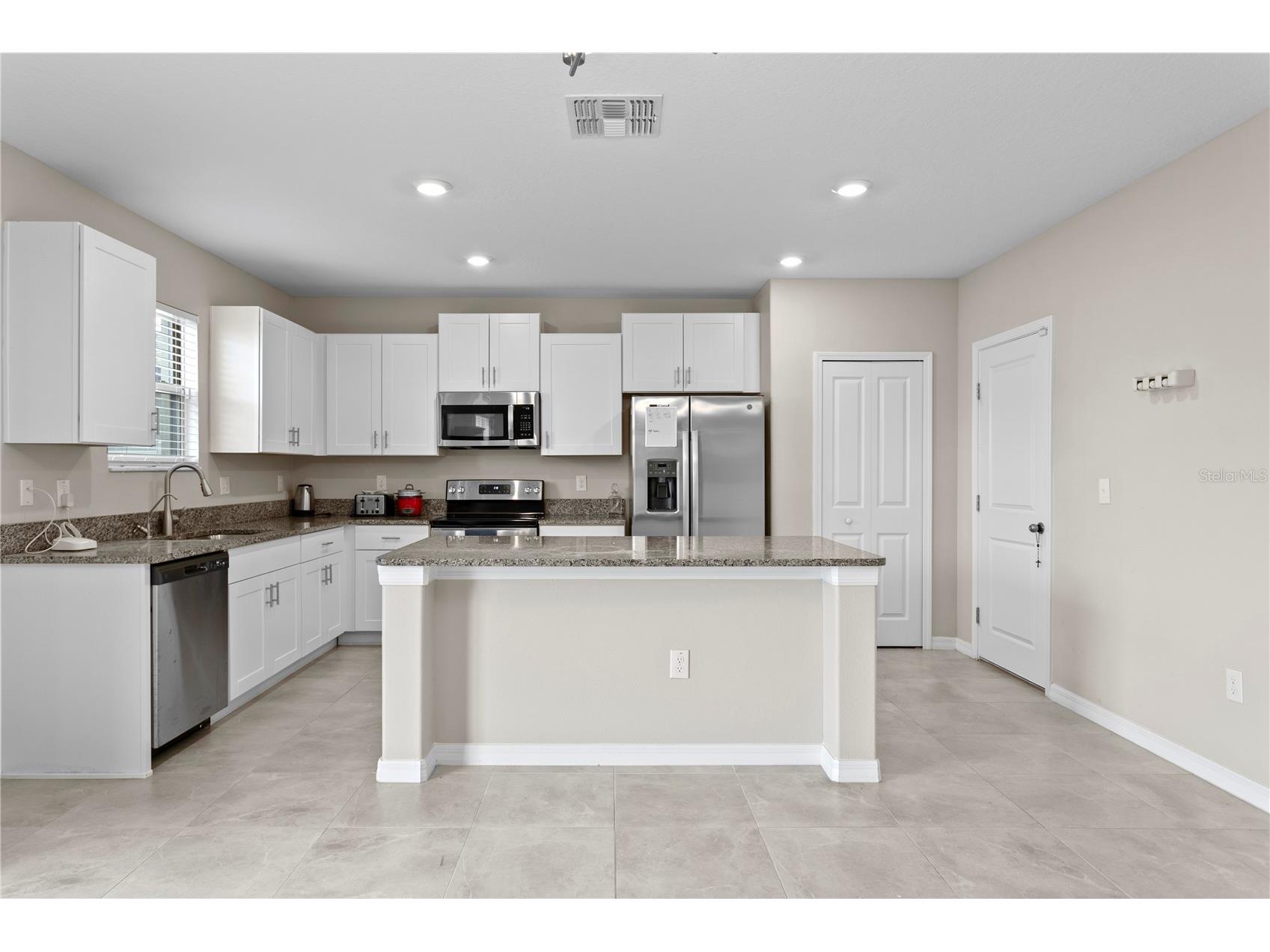 7109 Paradise Island Court Sun City Center FL 33573 TB8481769 image16