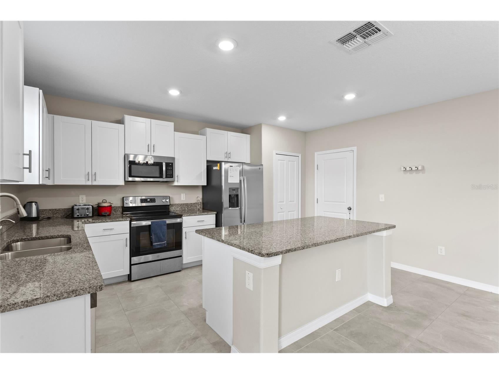 7109 Paradise Island Court Sun City Center FL 33573 TB8481769 image18