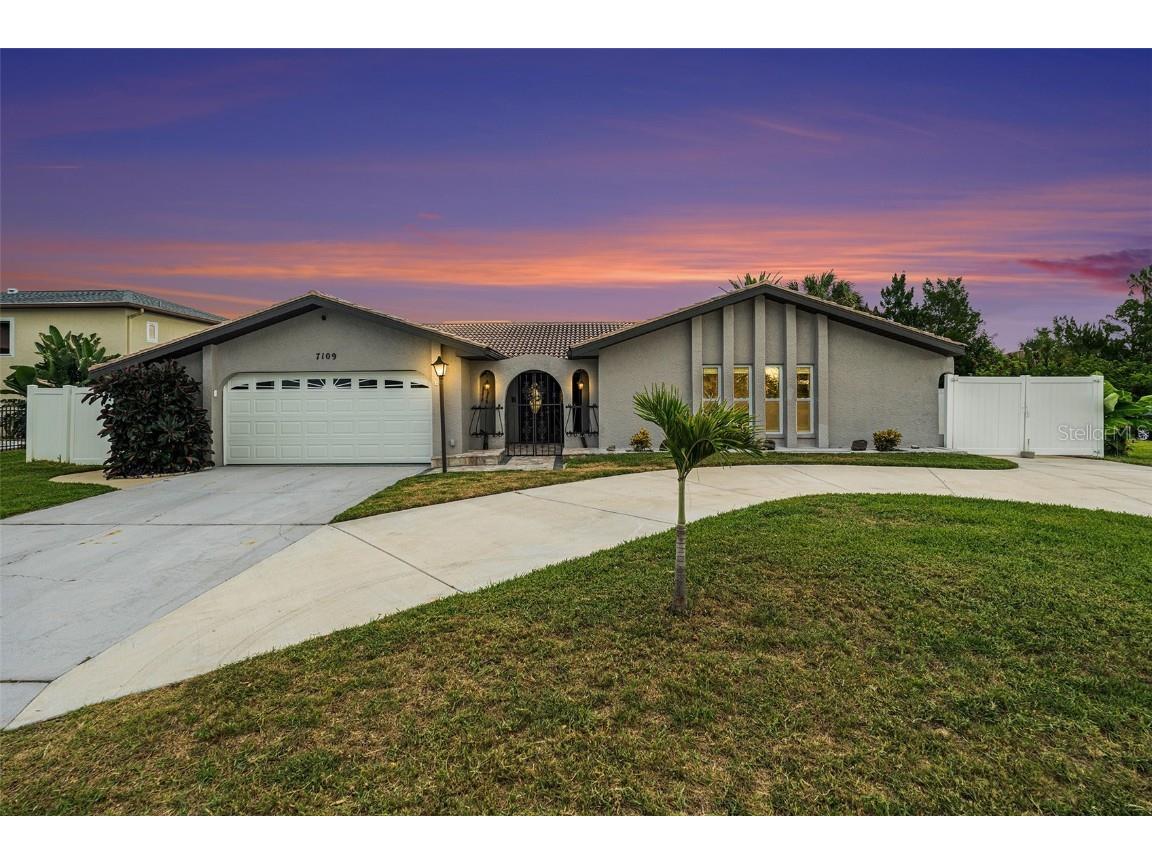 7109 Southwind Drive Hudson FL 34667 - GULF OF MEXICO TB8406217 image1