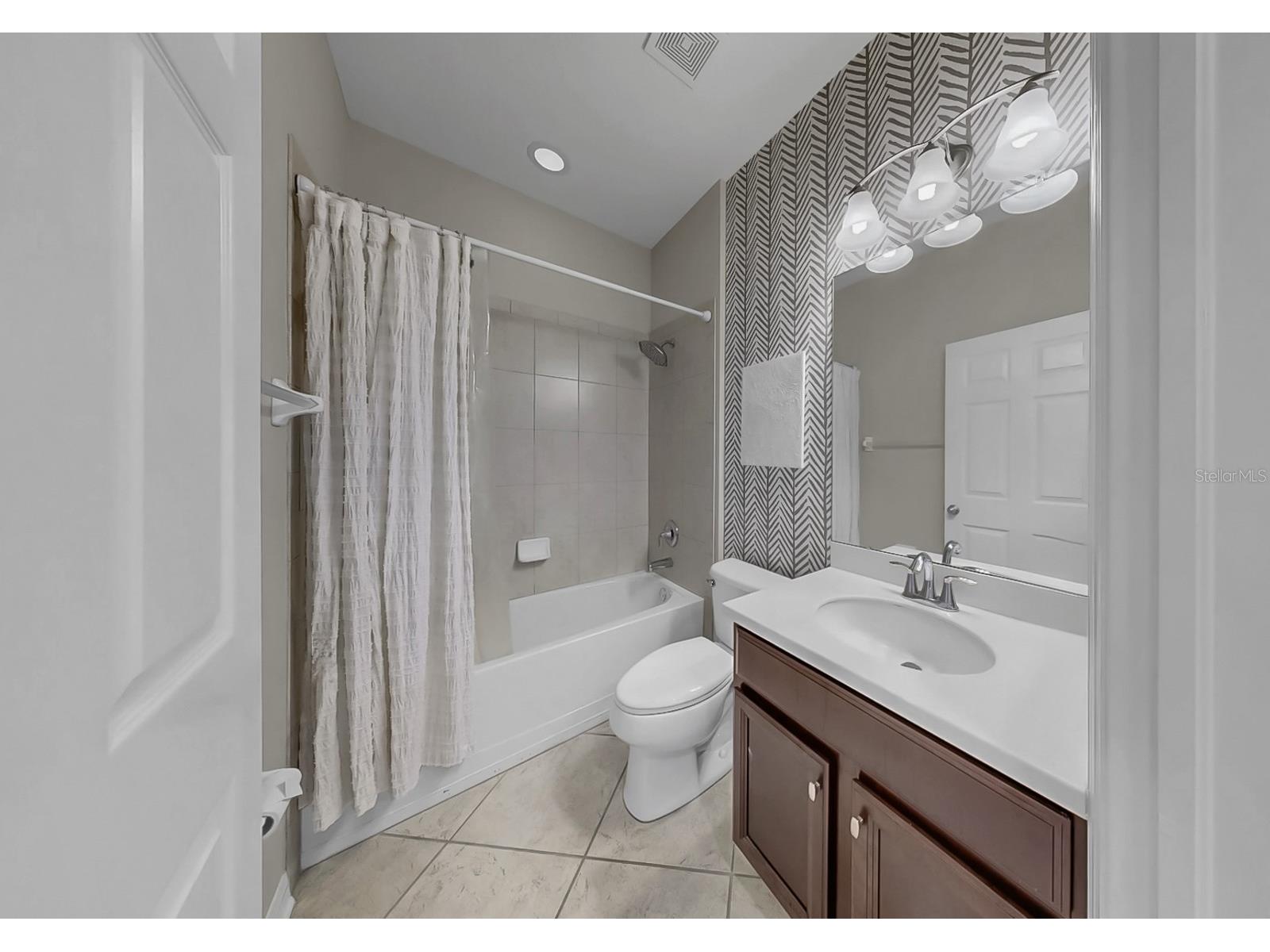 7109 Spindle Tree Lane Riverview FL 33578 TB8459124 image15
