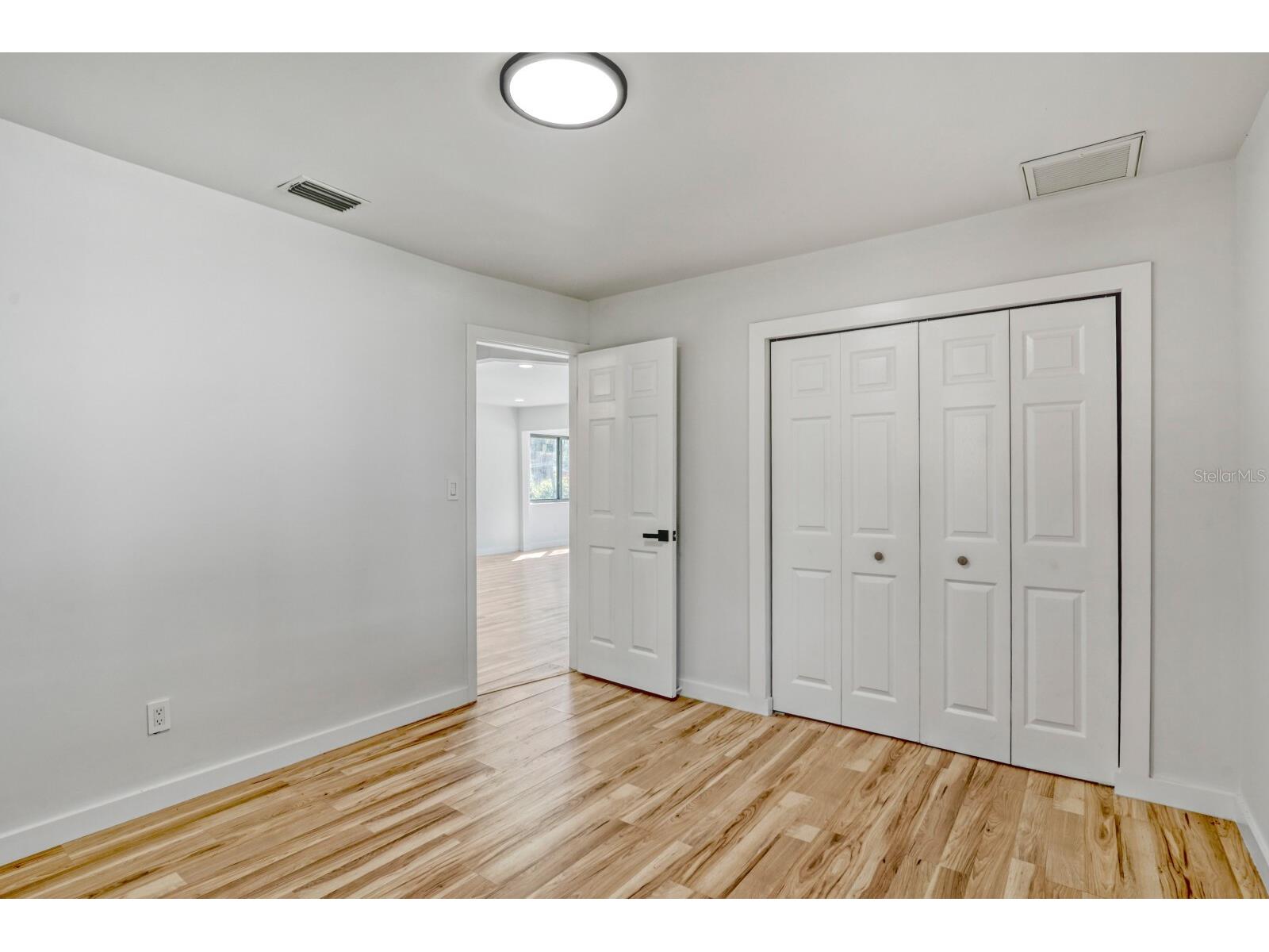 711 19th Avenue S Saint Petersburg FL 33705 TB8470620 image13