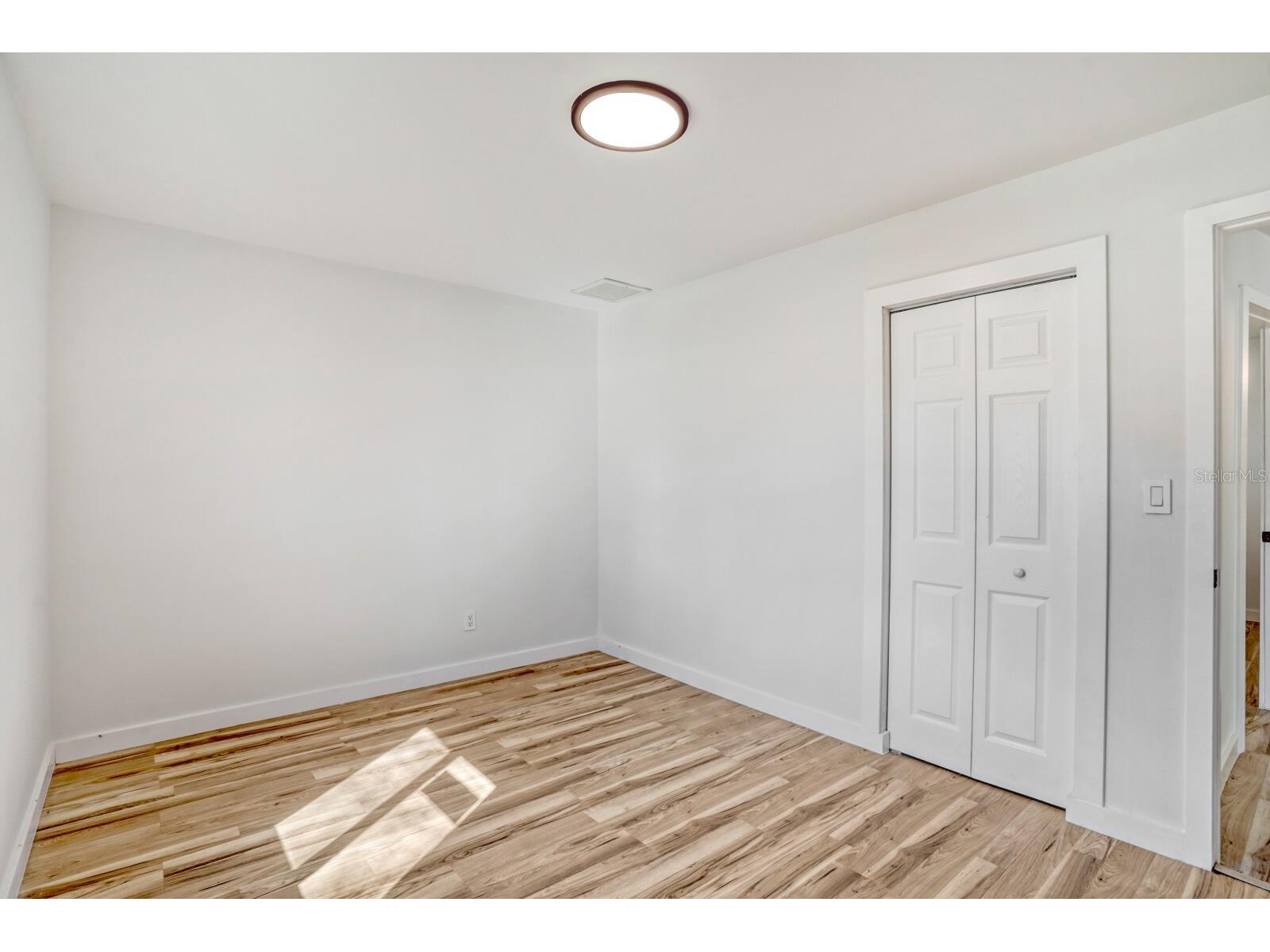 711 19th Avenue S Saint Petersburg FL 33705 TB8470620 image21