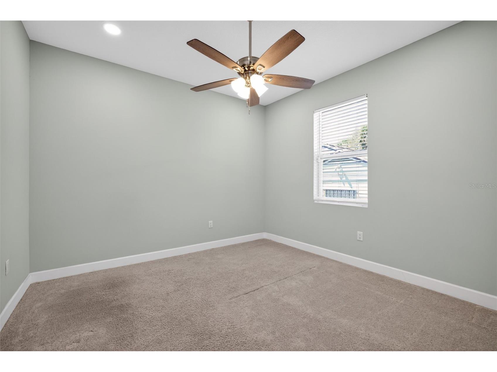 711 28th Avenue S Saint Petersburg FL 33705 TB8488528 image28