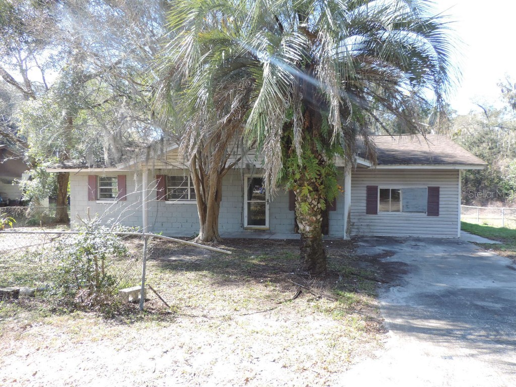711 4th Street Wildwood FL 34785 OM672257 image1