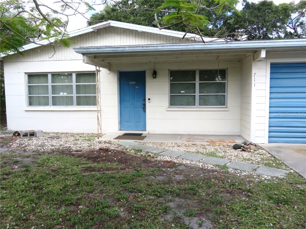 711 59th Avenue Terrace W Bradenton FL 34207 A4589906 image1