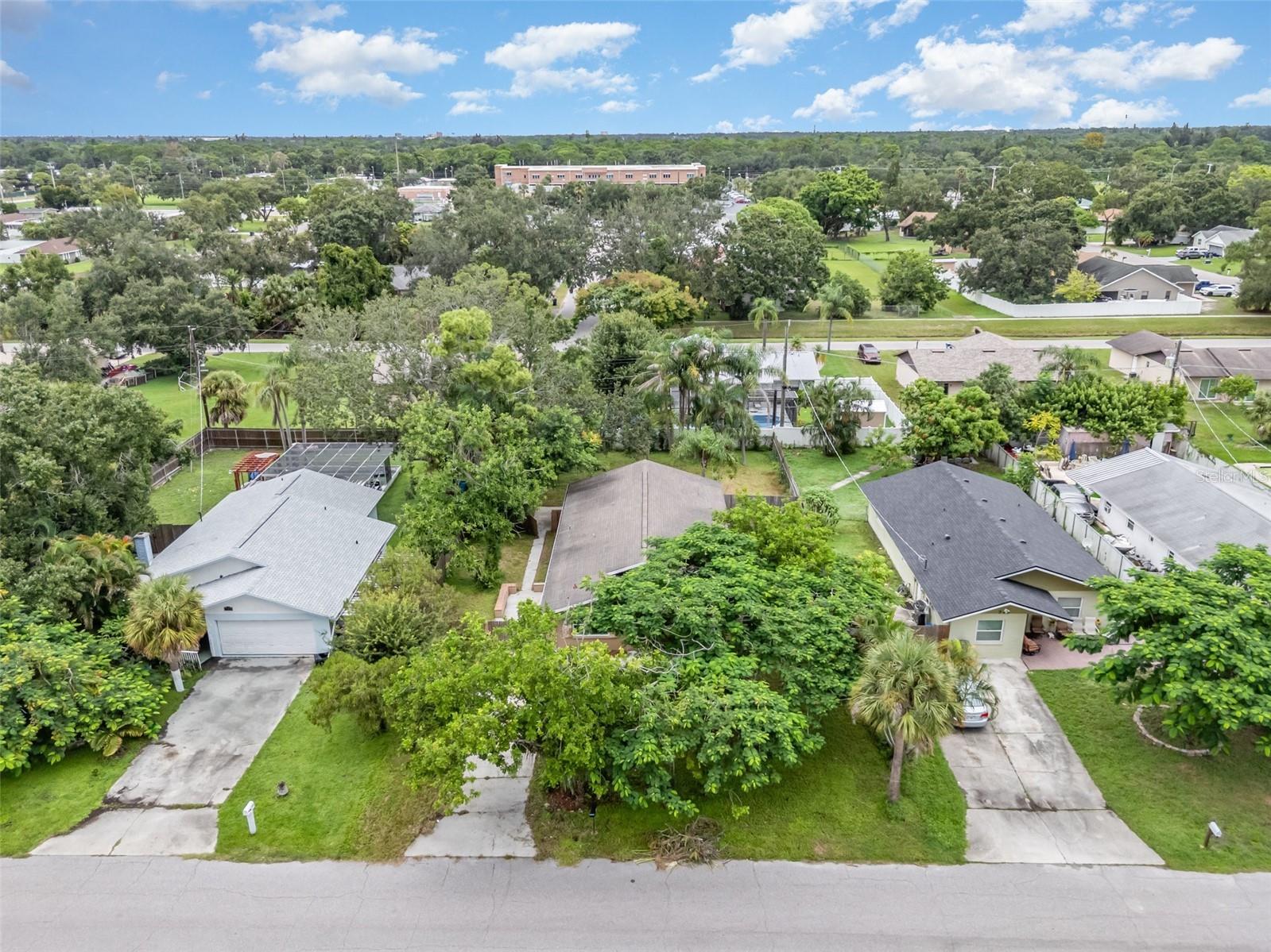 711 64th Avenue Drive E Bradenton FL 34203 TB8424360 image31