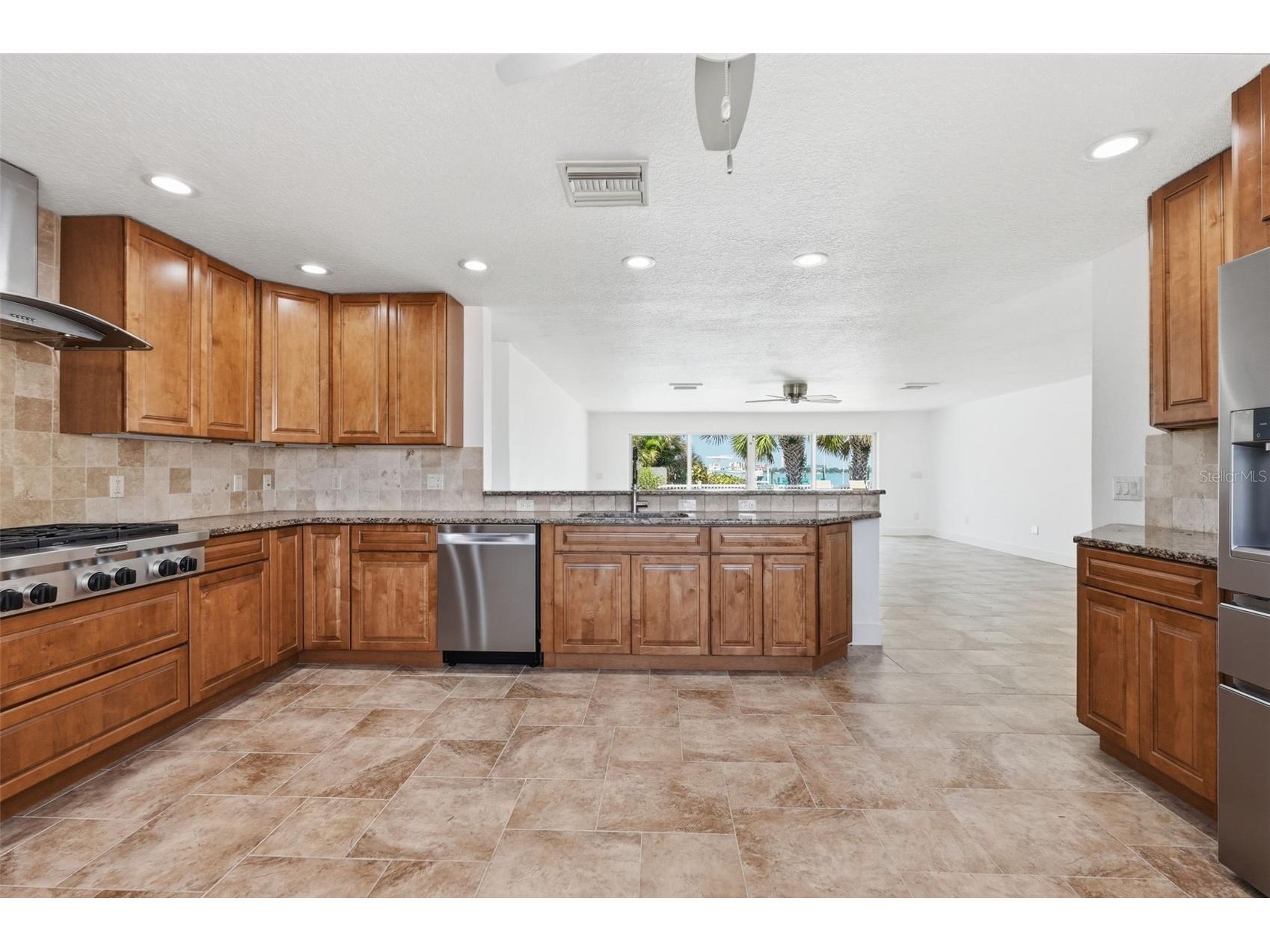 711 64th Avenue Saint Pete Beach FL 33706 - BOCA CIEGA BAY TB8493217 image24