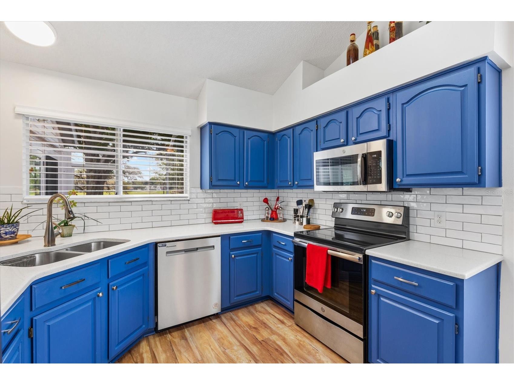 711 Agua Way Lady Lake FL 32159 OM721529 image5