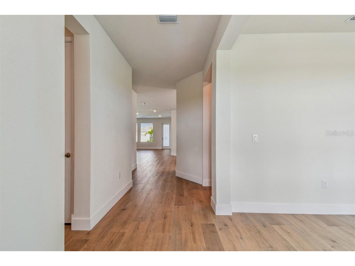 711 Allora Avenue Nokomis FL 34275 TB8417327 image3