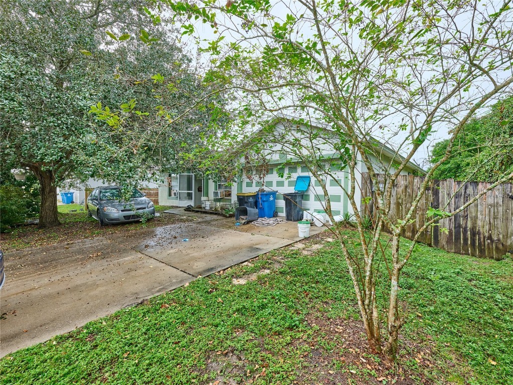 711 Avalon Street SE Palm Bay FL 32909 C7516739 image1