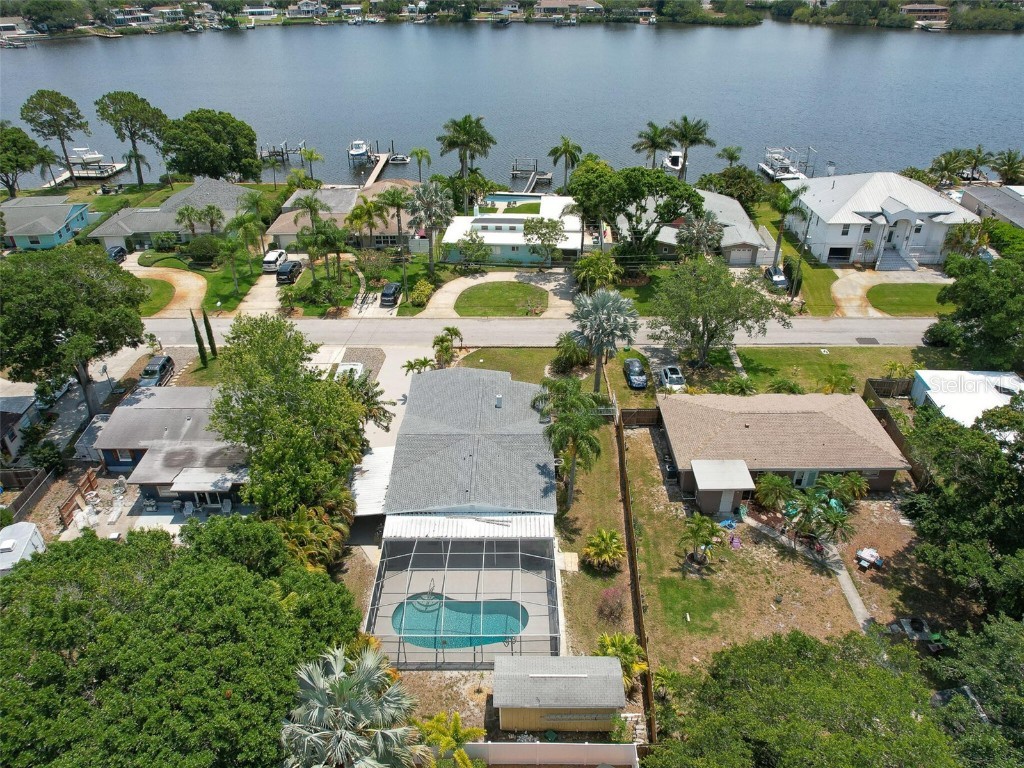 711 Bayshore Drive Tarpon Springs FL 34689 T3513794 image1