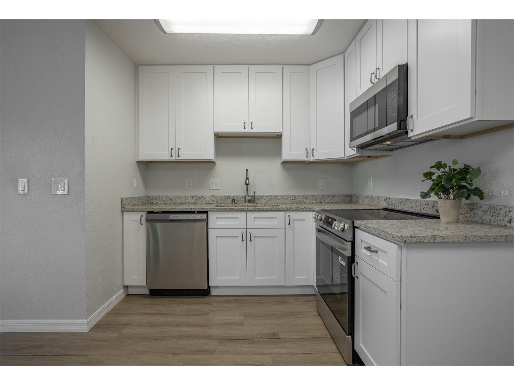 711 Bayshore Drive Tarpon Springs FL 34689 TB8486828 image16