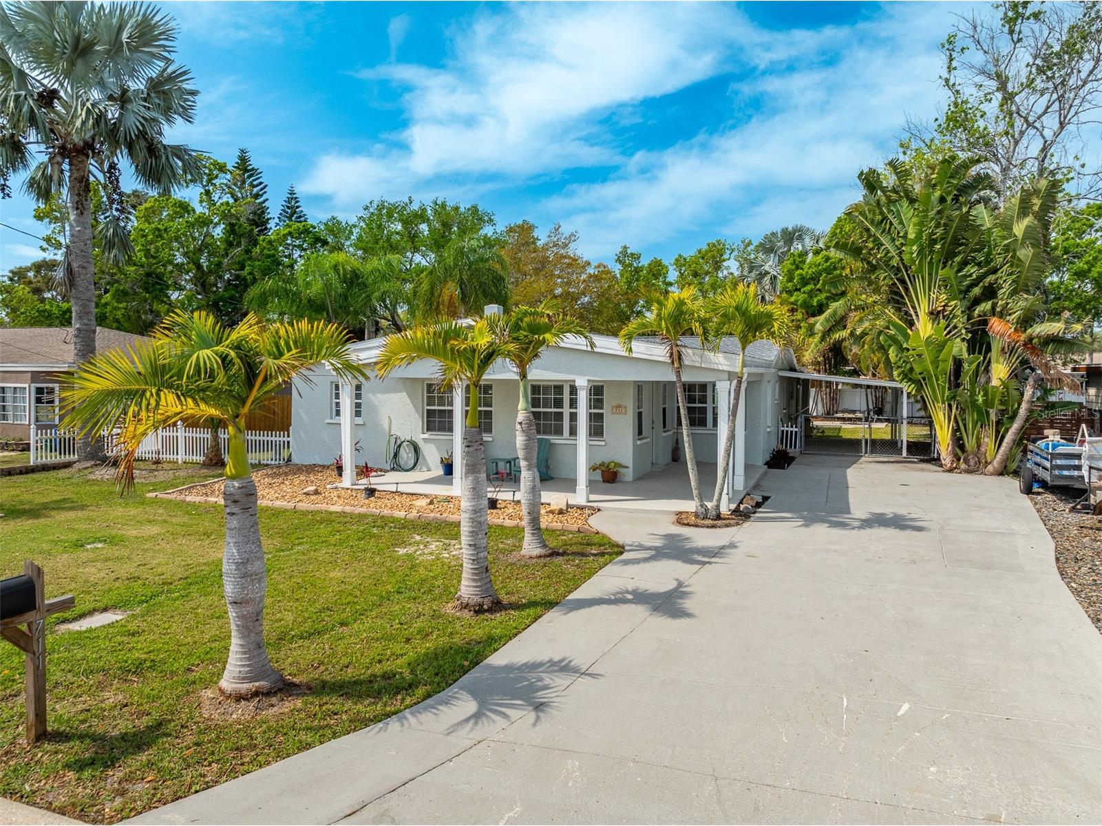 711 Bayshore Drive Tarpon Springs FL 34689 TB8486828 image49