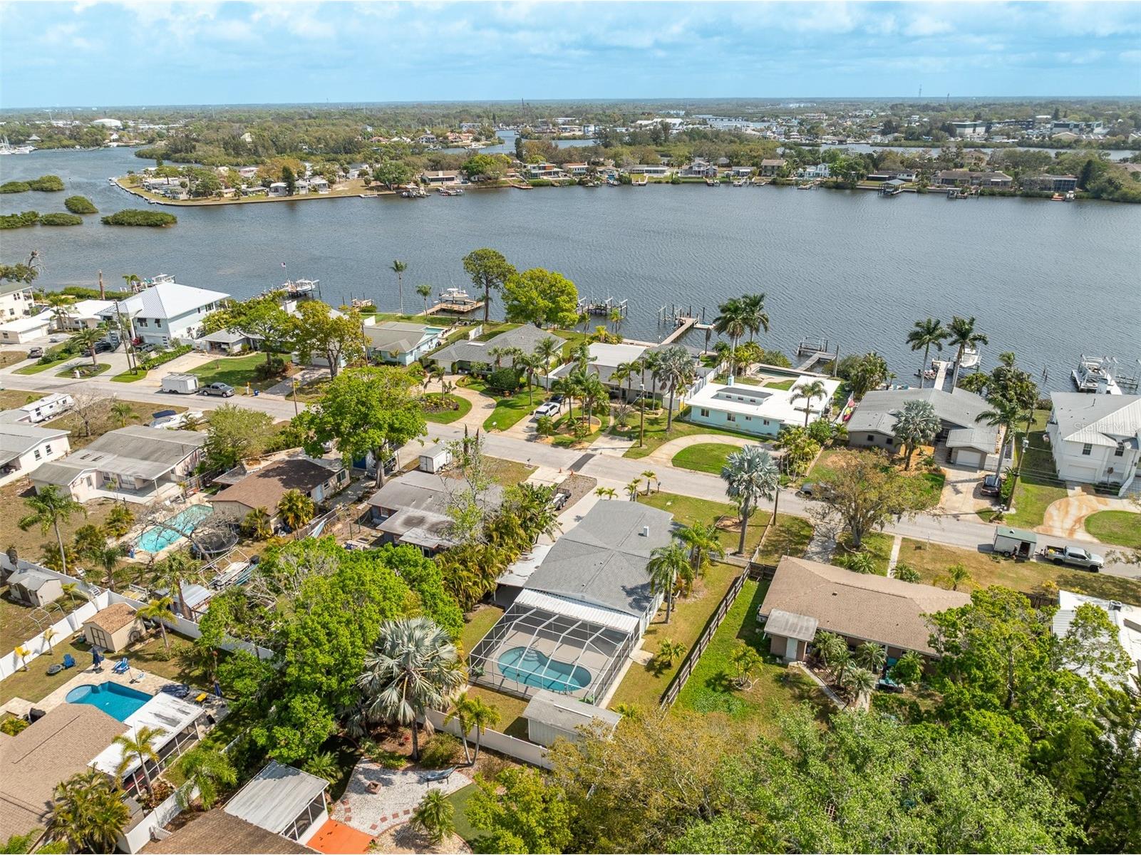 711 Bayshore Drive Tarpon Springs FL 34689 TB8486828 image55