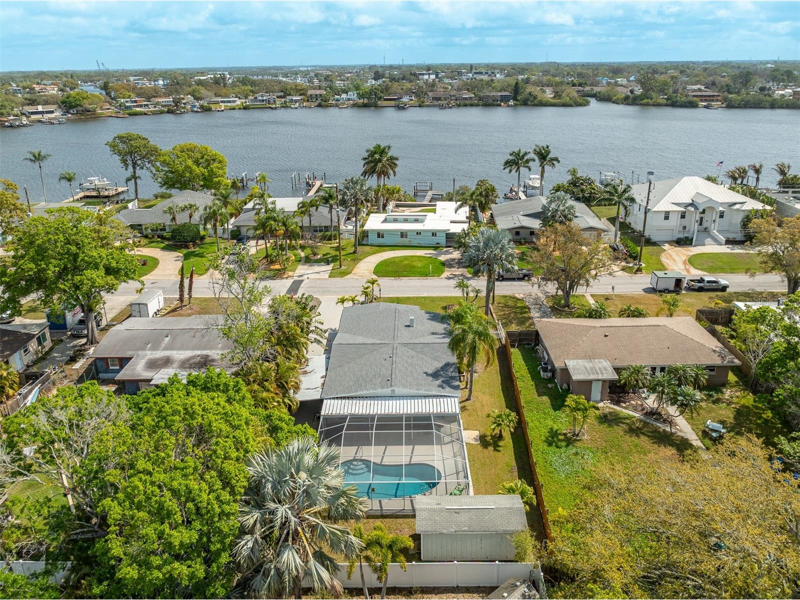 711 Bayshore Drive Tarpon Springs FL 34689 TB8486828 image56