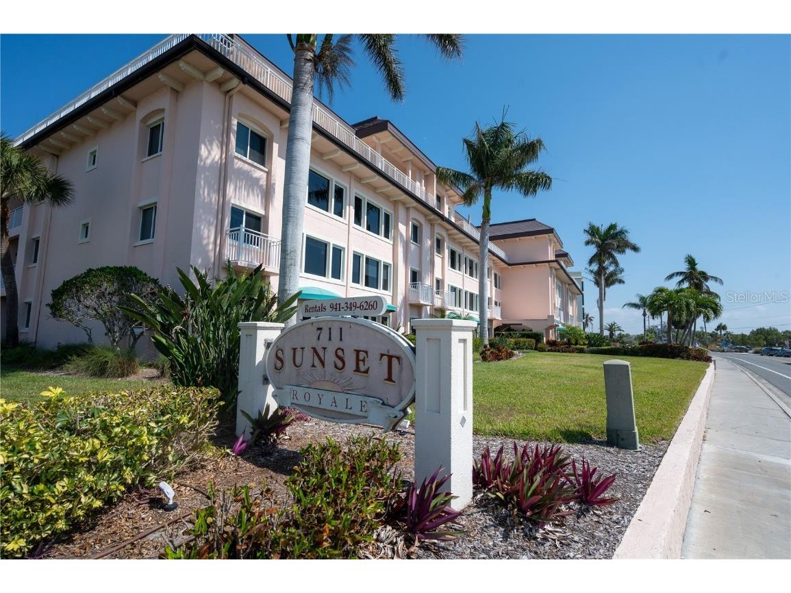 711 Beach Road #102 Sarasota FL 34242 A4562042 image1