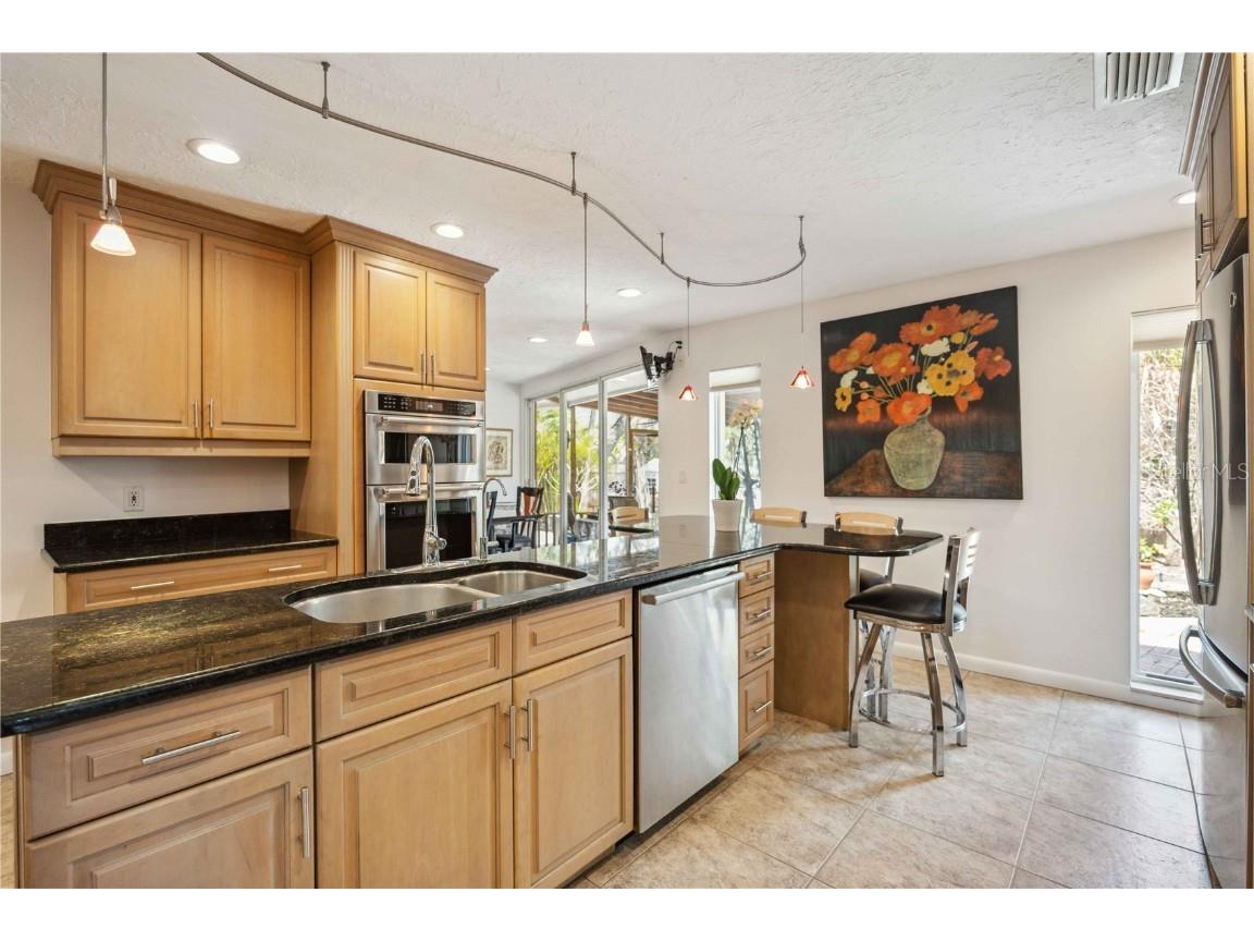 711 Birdsong Lane Sarasota FL 34242 A4646201 image17