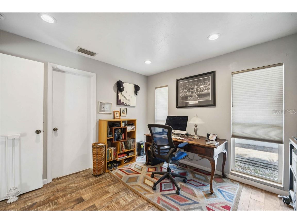 711 Birdsong Lane Sarasota FL 34242 A4646201 image31