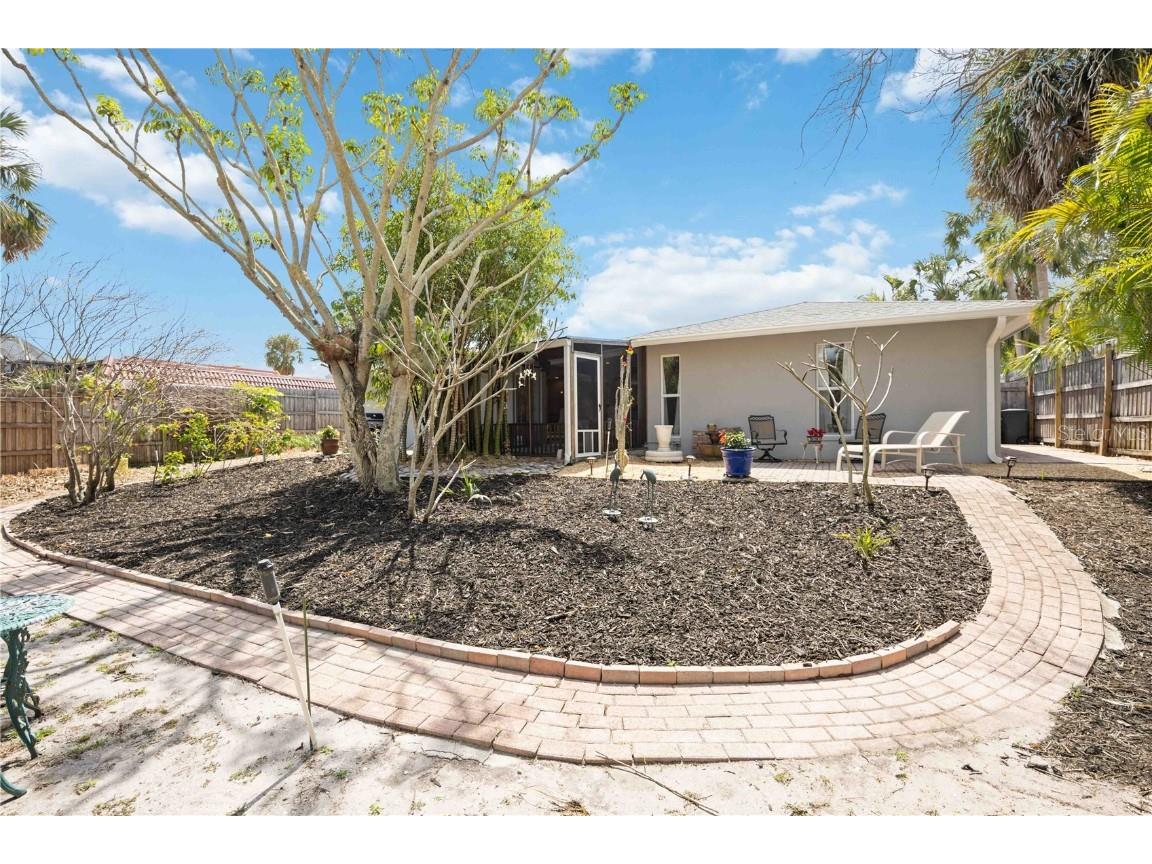 711 Birdsong Lane Sarasota FL 34242 A4646201 image35