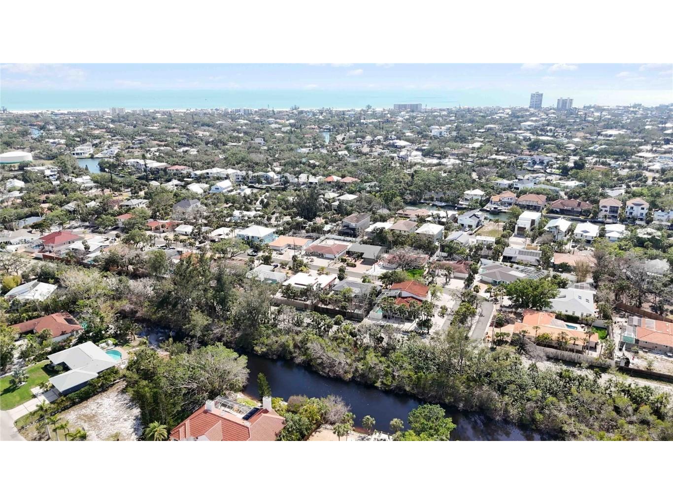 711 Birdsong Lane Sarasota FL 34242 A4646201 image42