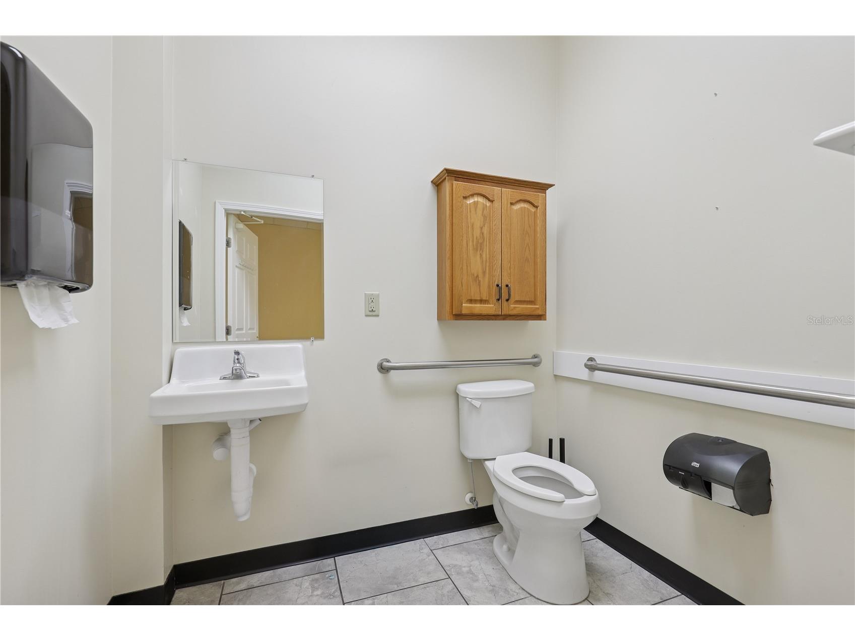 711 Cassat Avenue Jacksonville FL 32205 FC312152 image22